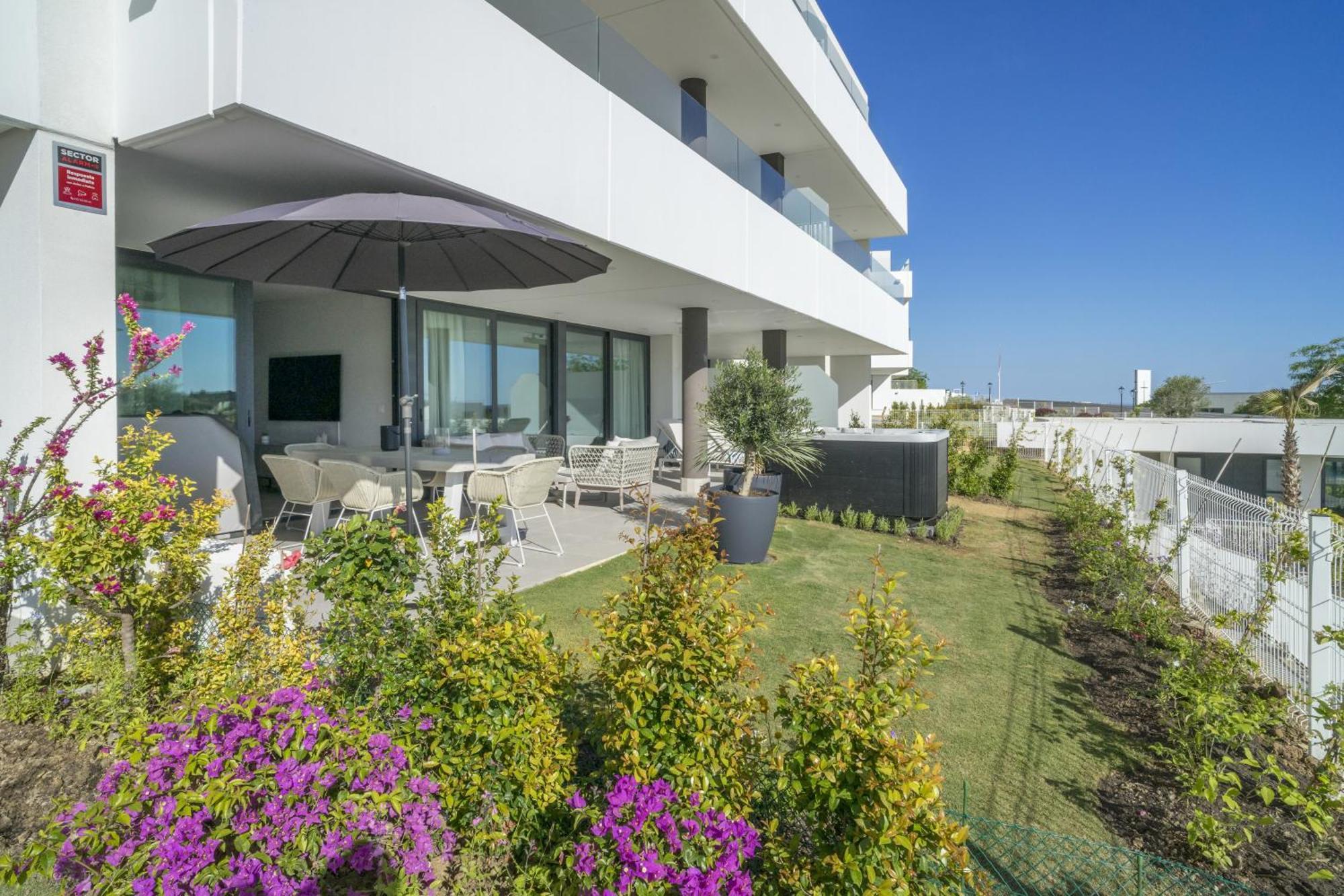 Fabuloso Con Jardin Privado Y Jacuzzi * Estepona