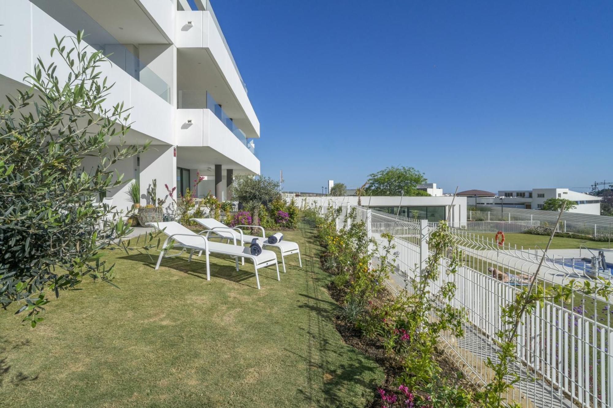 Apartamento Fabuloso Con Jardin Privado Y Jacuzzi