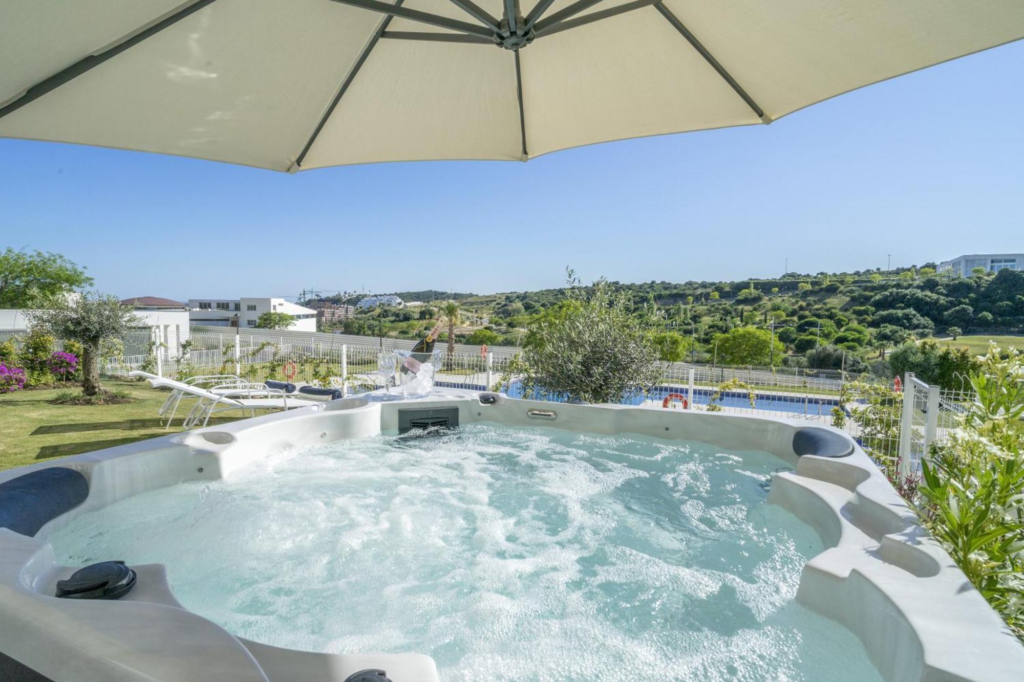 Fabuloso Con Jardin Privado Y Jacuzzi