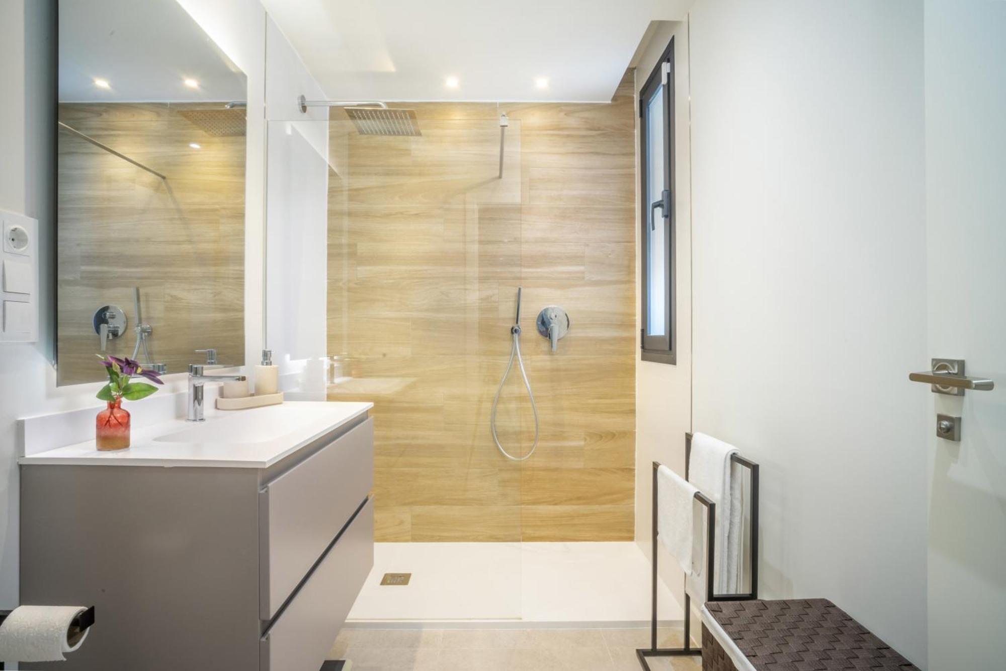 Fabuloso Con Jardin Privado Y Jacuzzi Apartamento