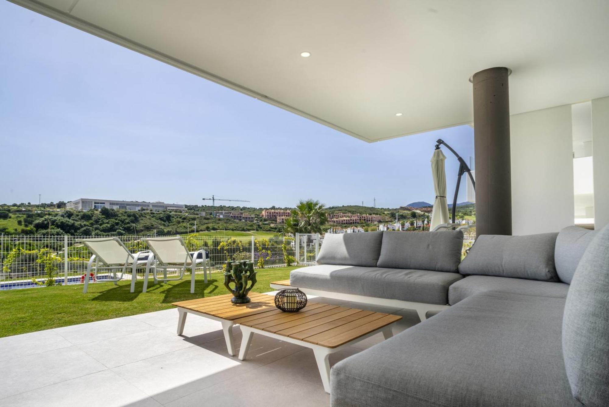 Fabuloso Con Jardin Privado Y Jacuzzi Estepona
