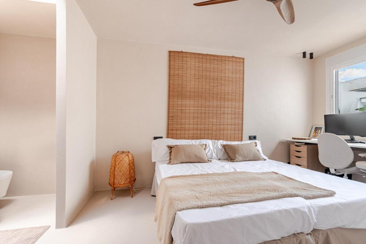 Stunning 4 Bedrooms En-suite In Marbella * Estepona