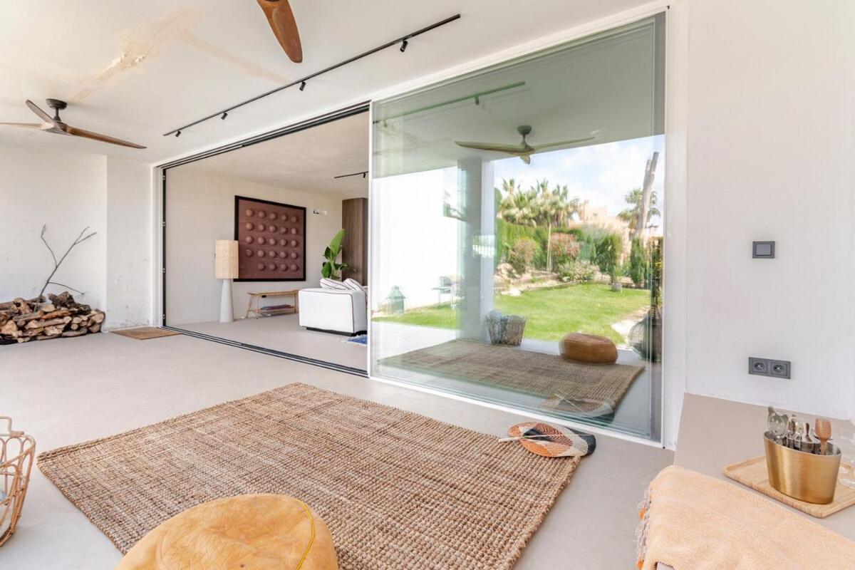 Stunning 4 Bedrooms En-suite In Marbella Vakantiehuis