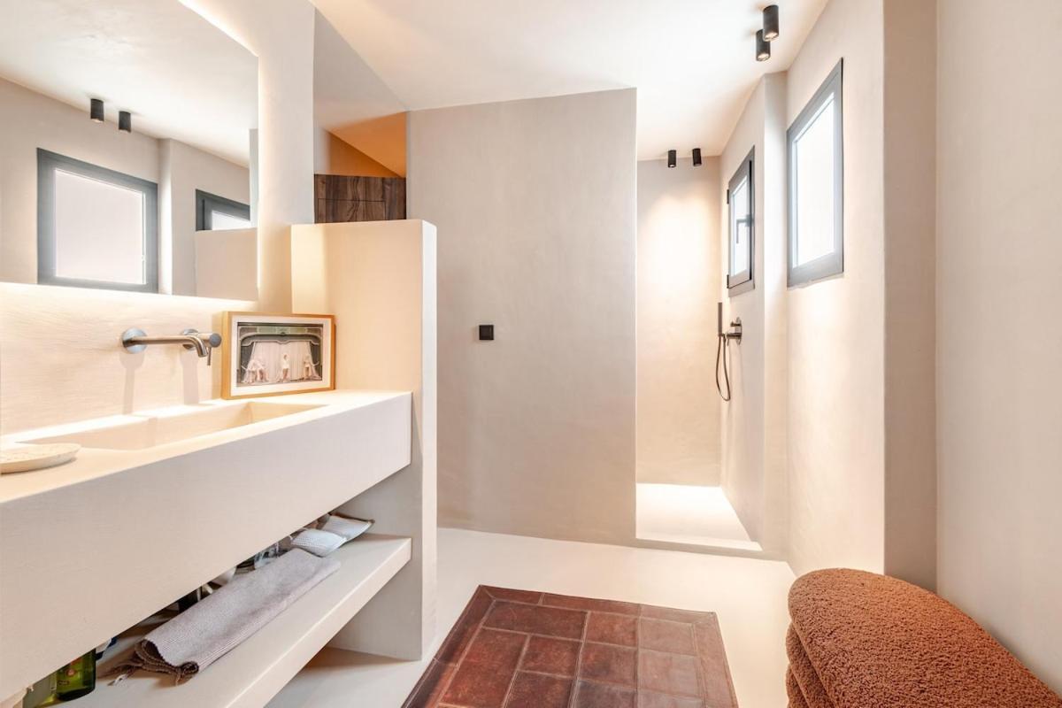 Stunning 4 Bedrooms En-suite In Marbella Vakantiehuis *
