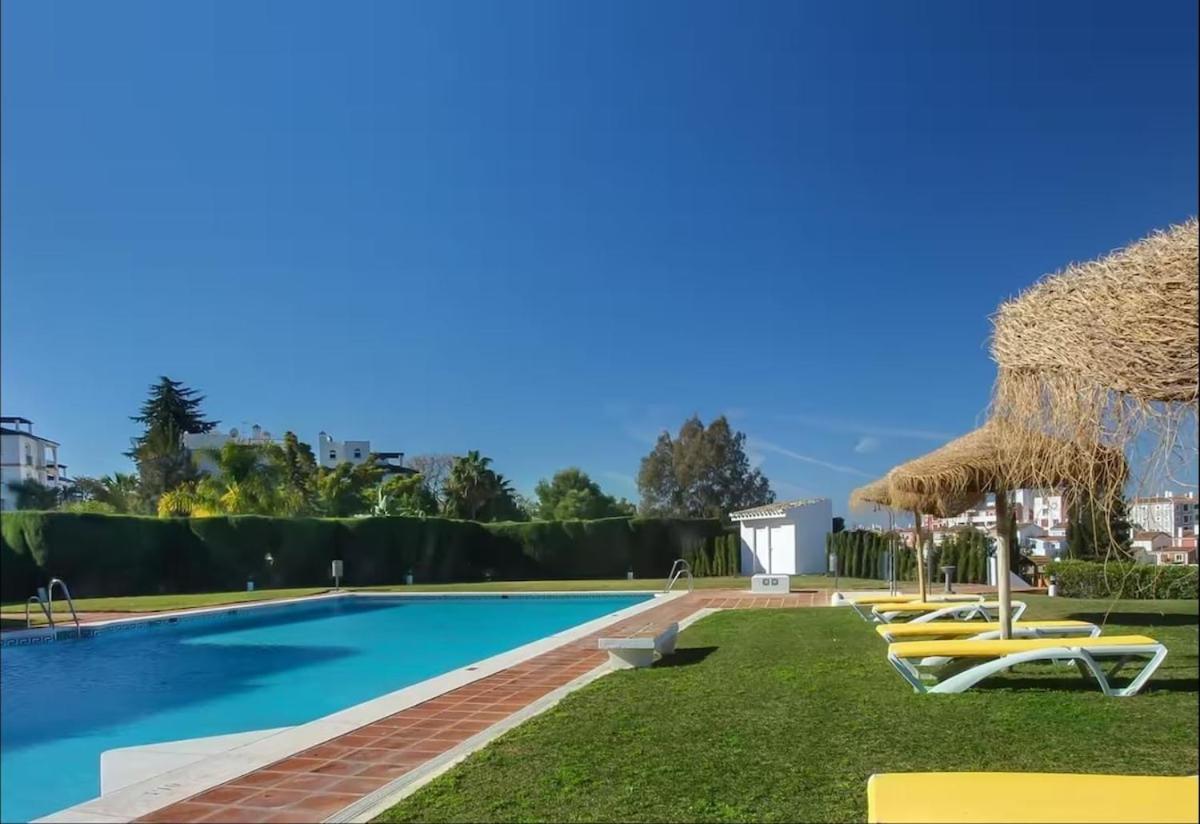 Stunning 4 Bedrooms En-suite In Marbella Vakantiehuis Estepona