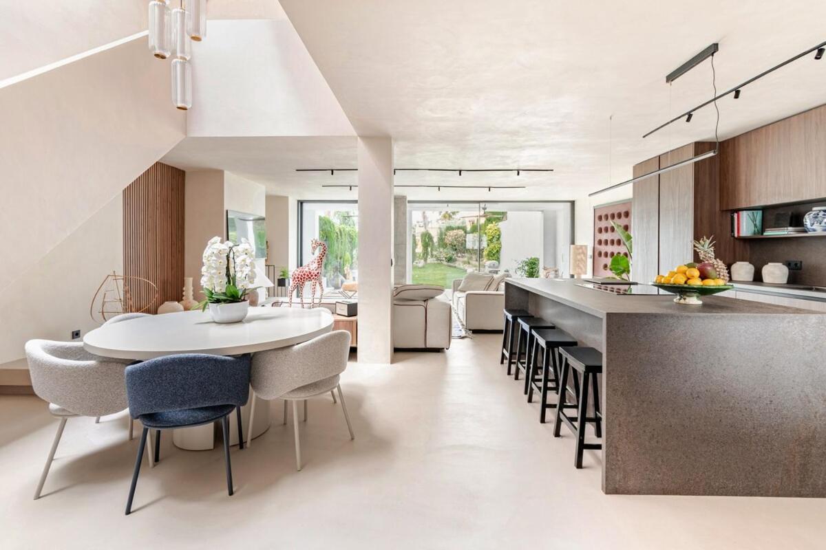 Stunning 4 Bedrooms En-suite In Marbella * Estepona