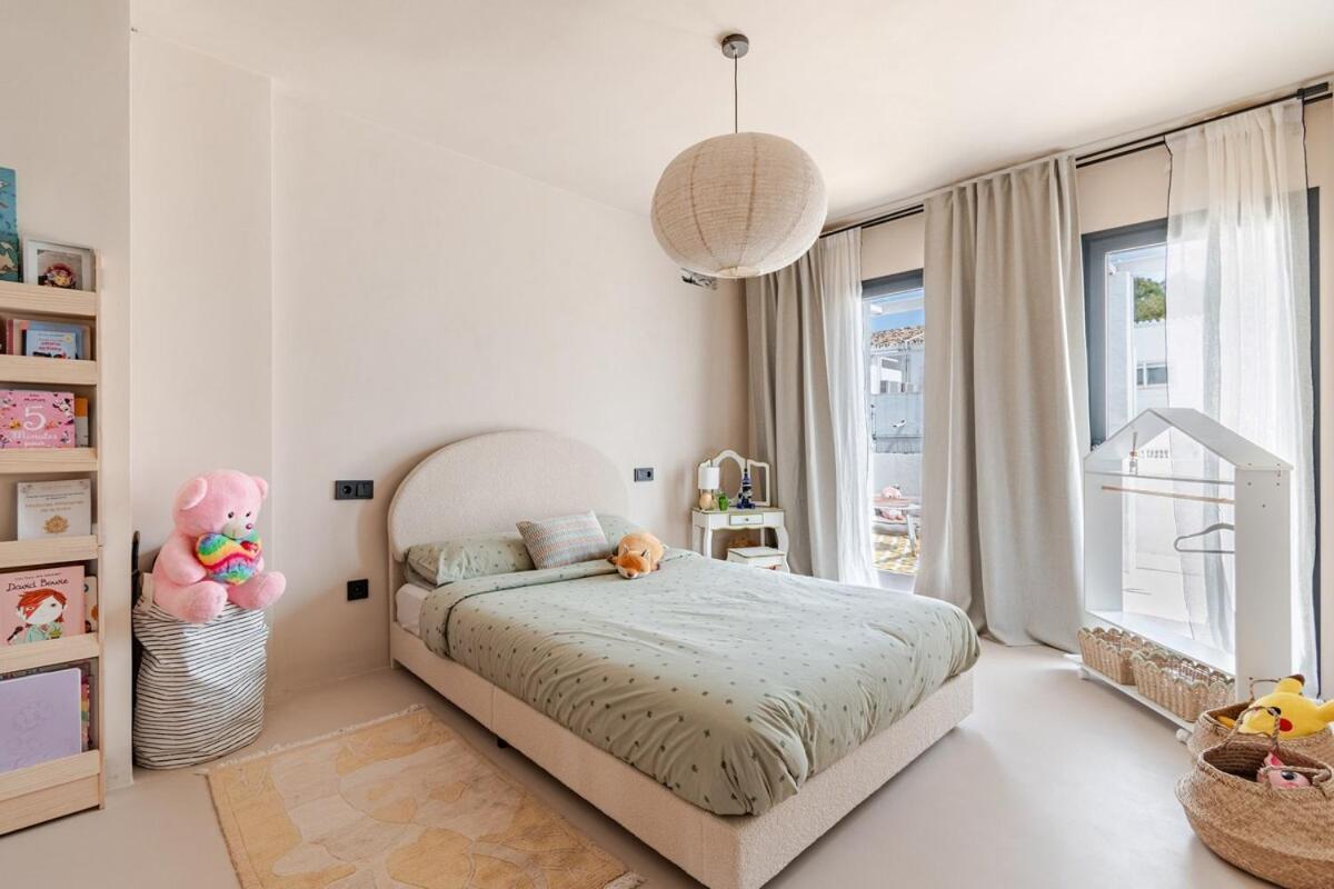 Vakantiehuis Stunning 4 Bedrooms En-suite In Marbella