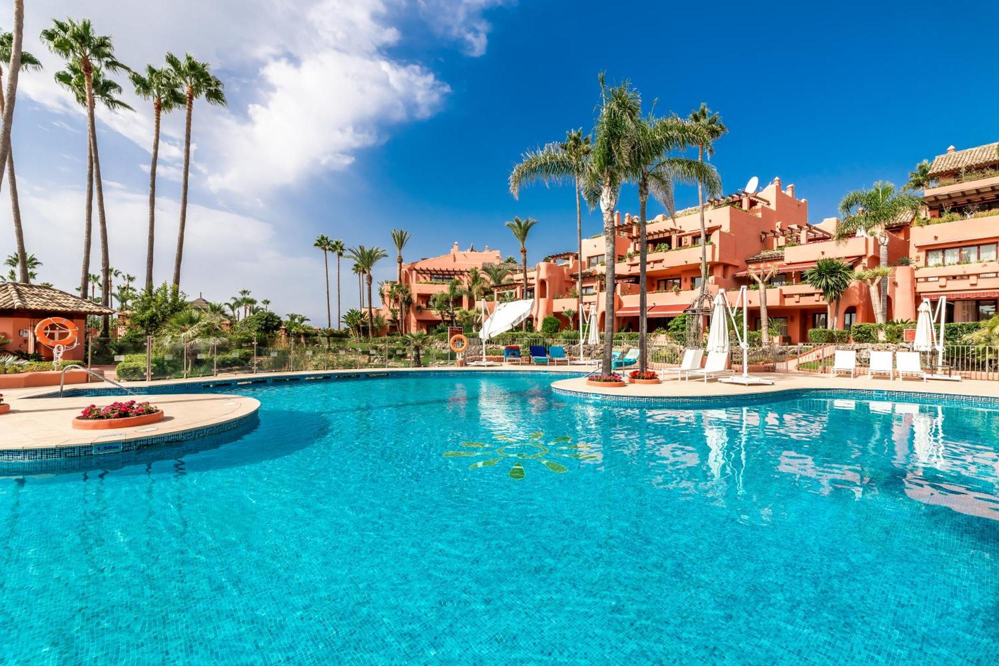 Cabo Bermejo Luxe - Luxury 3 Bedroom Sea Front Apartment