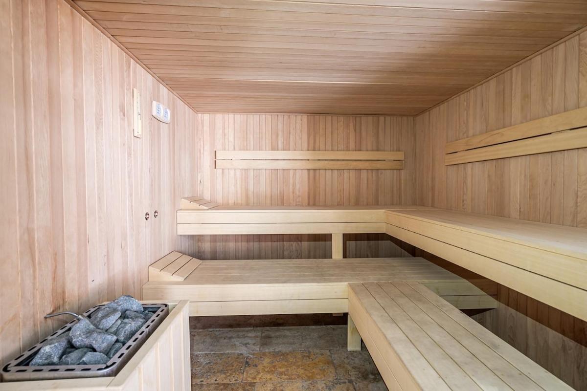 Apartamento Precioso De Planta Baja En Salinas, *
