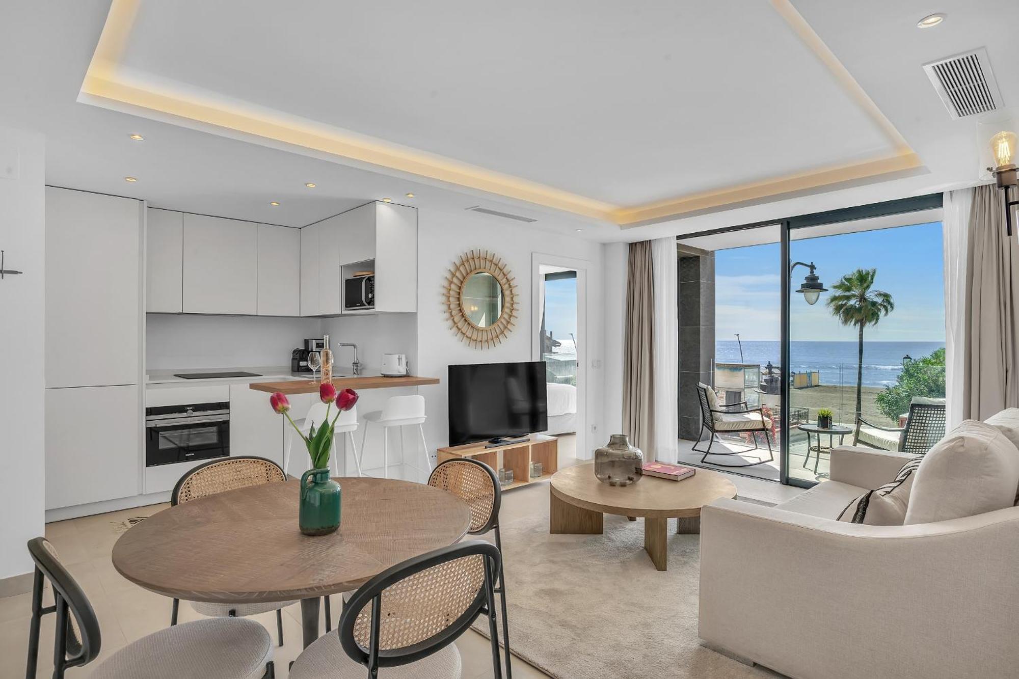 La Viu - Luxury Beachfront Estepona