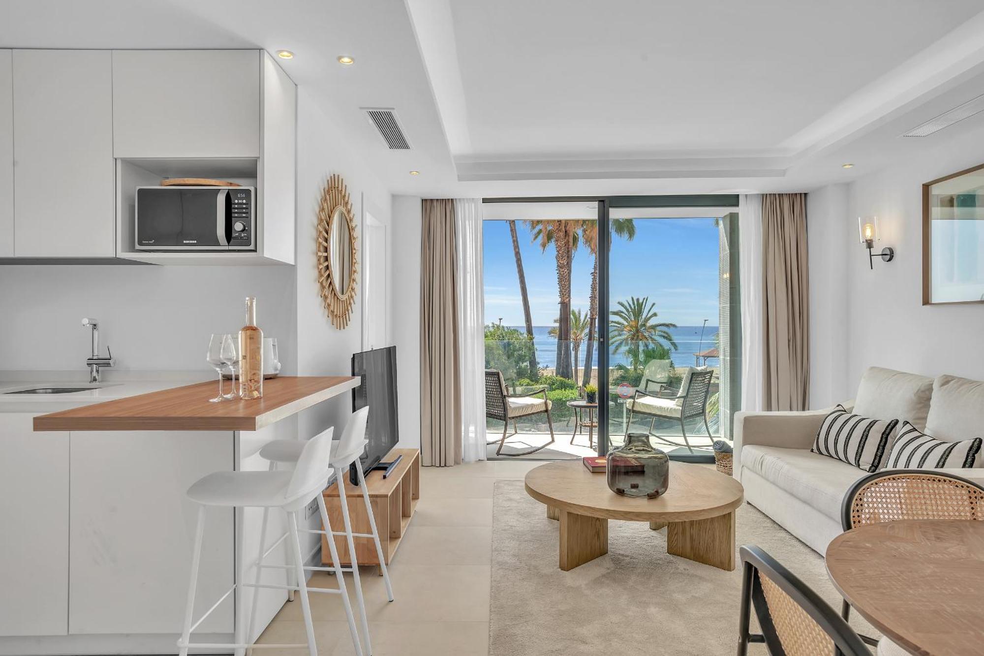 La Viu - Luxury Beachfront Apartamento