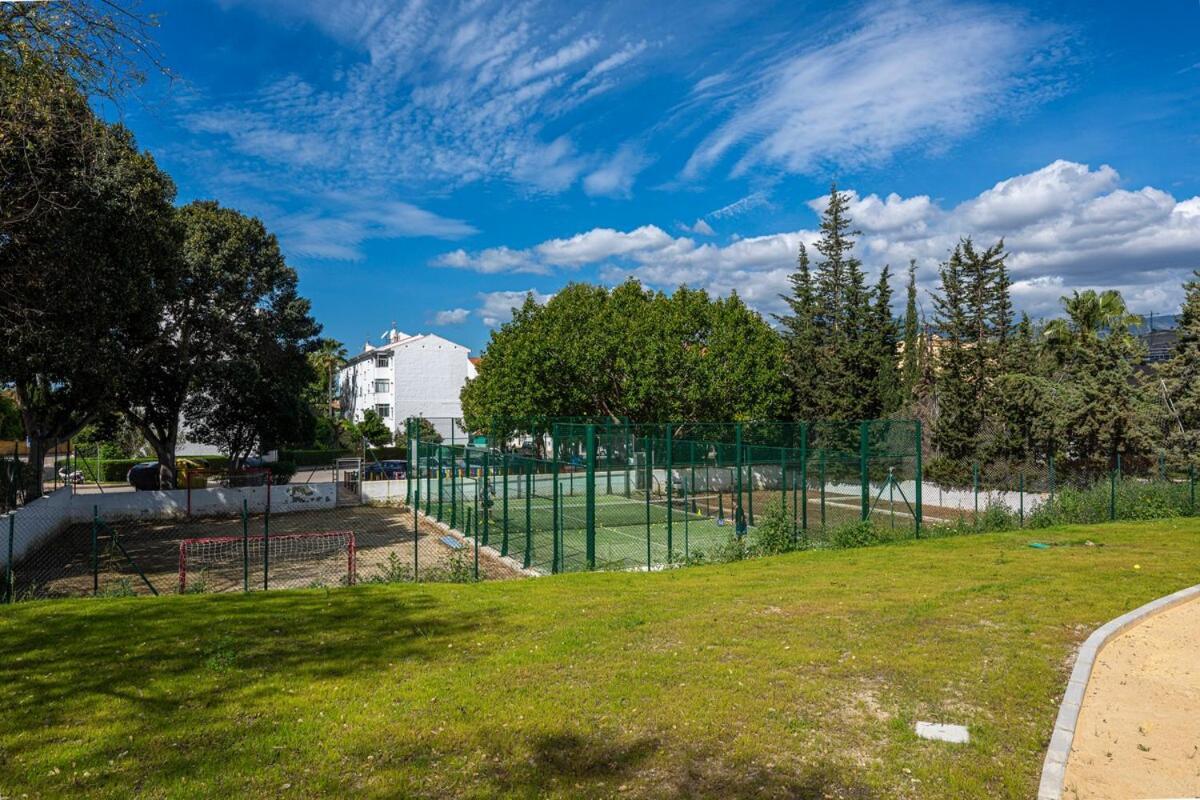 Apartment Modern And Bright 2 Bedroom Apt, Swimming Pool And Gym Estepona