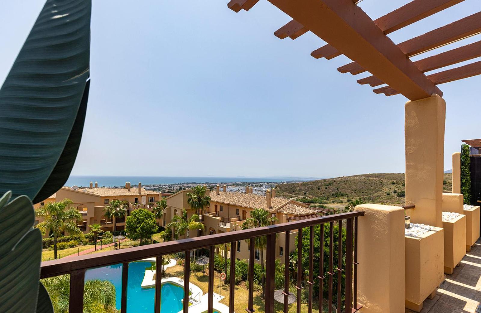 Panoramic Sea Views Penthouse Apartment