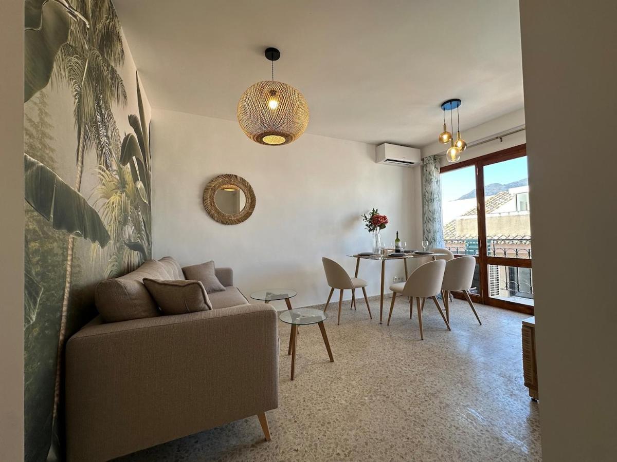 Apartment 2 Bed Centre Next To The Beach! Estepona