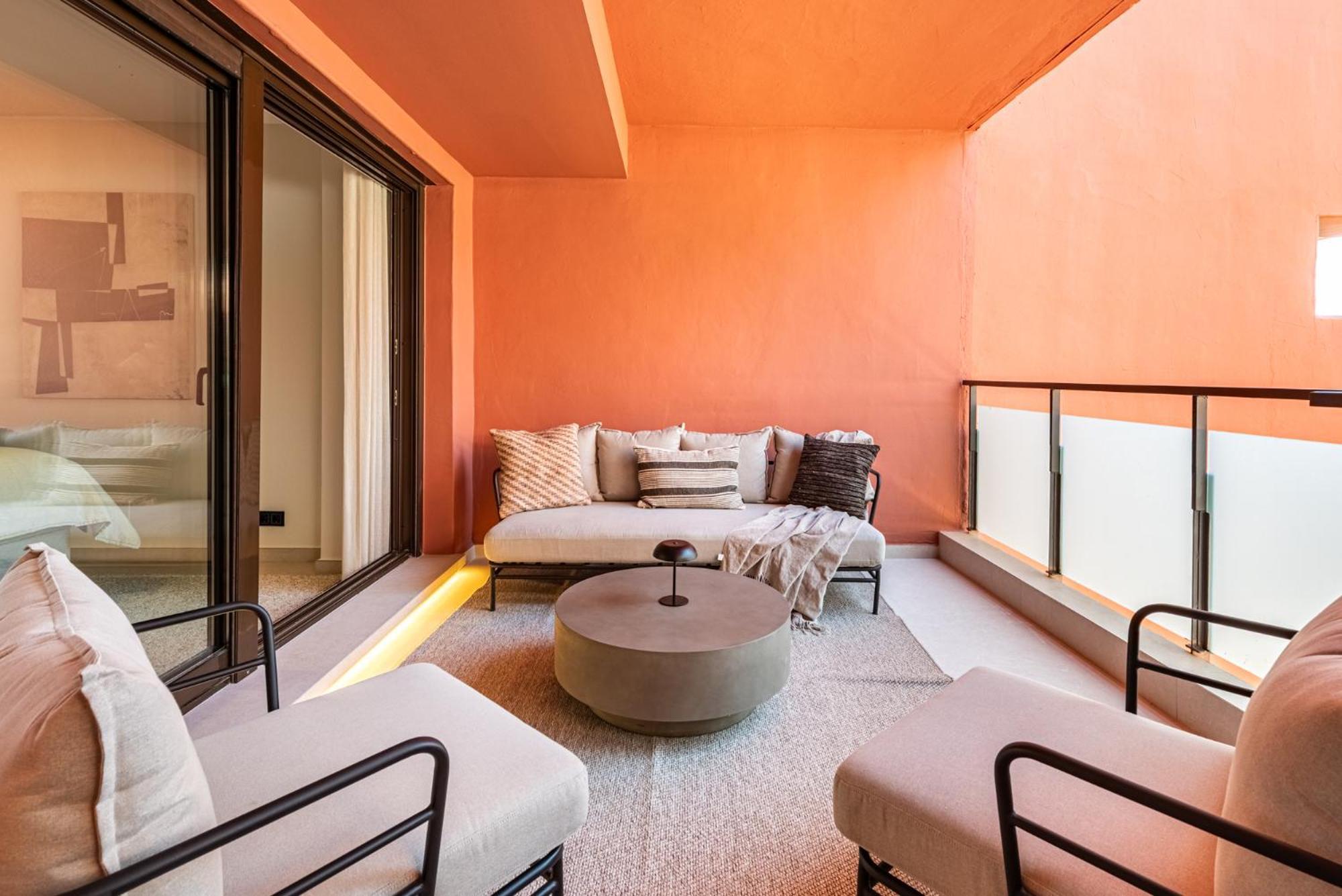 Luxury Salinas Beachside *