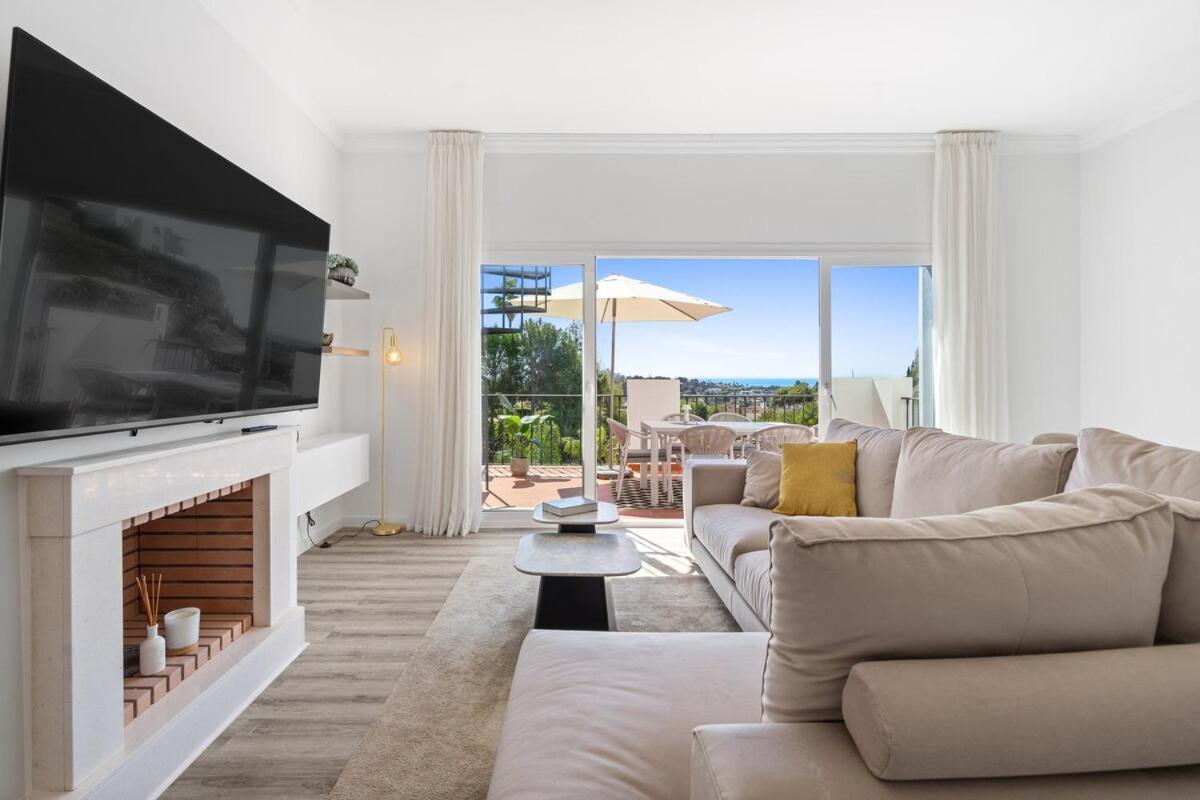 Apartamento Stylish Ph With Private Rooftop & Sea Views Rdr497 Estepona