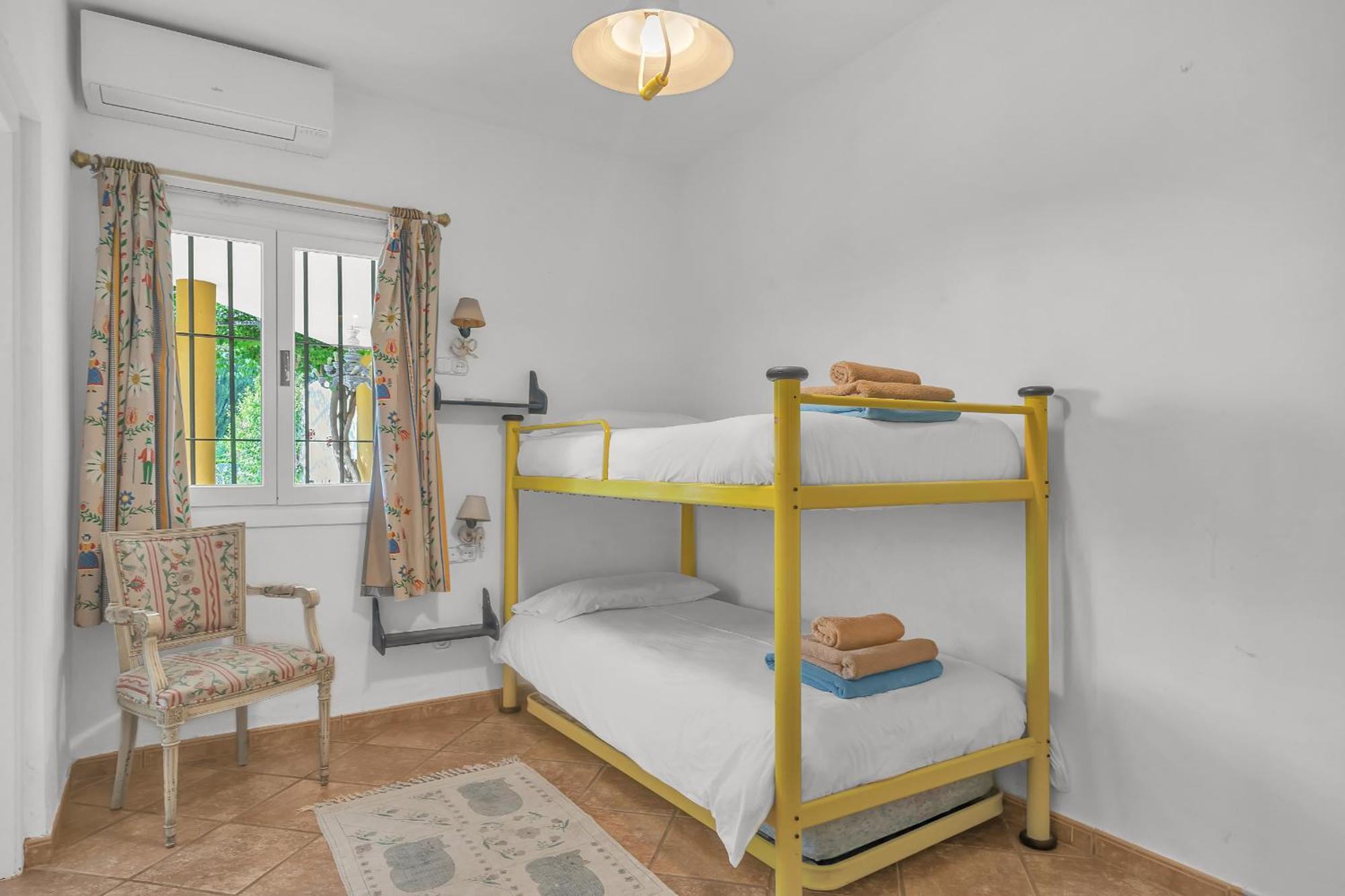 Pousada Arin - Beachside Family Estepona