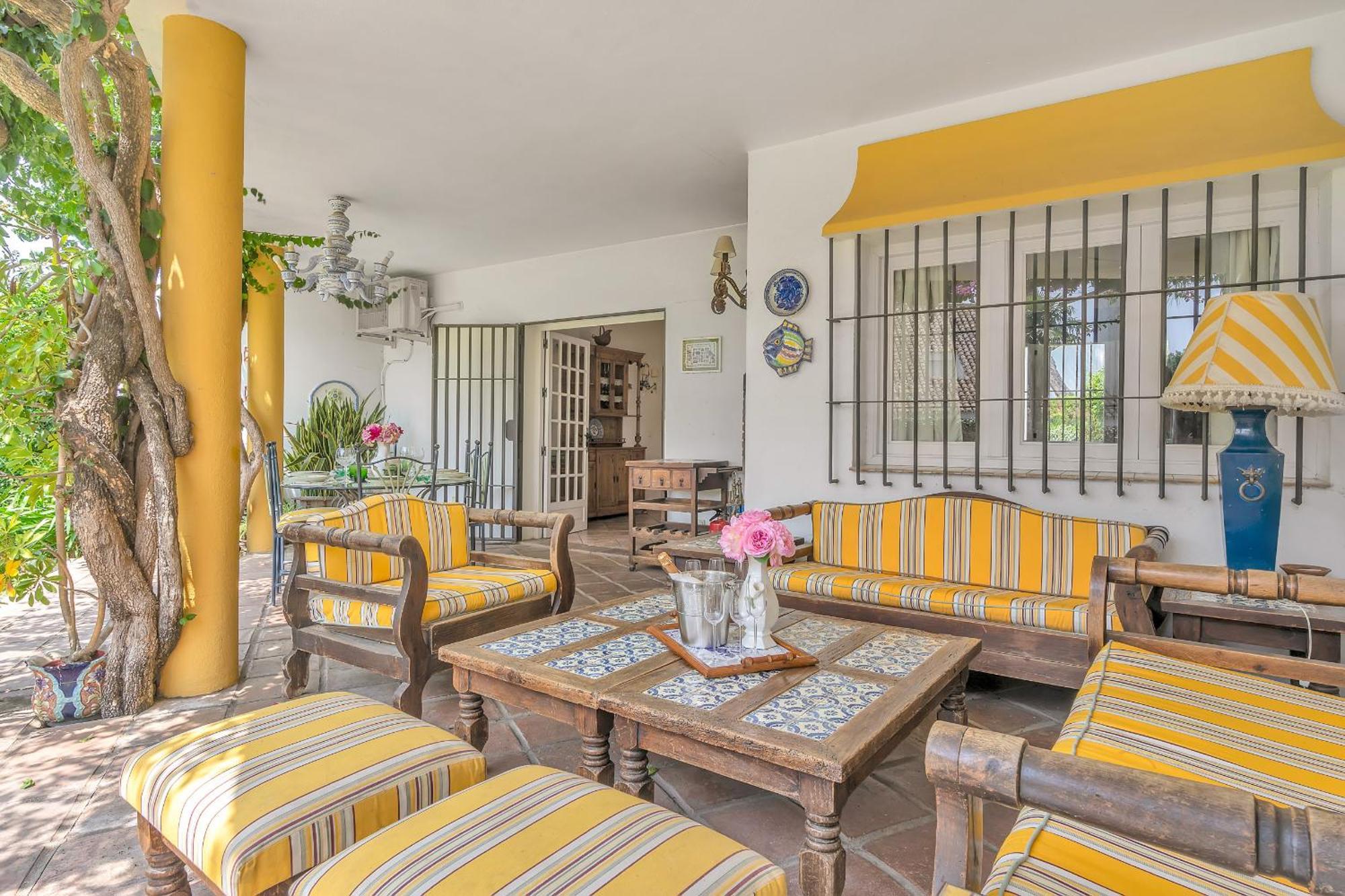 Pousada Arin - Beachside Family Estepona