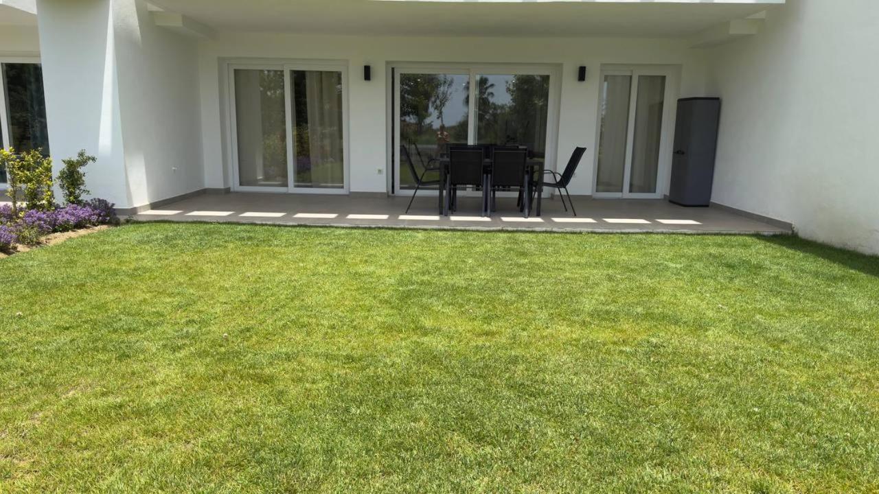 Alcazaba Lagoon Luxury Retreat Apartment