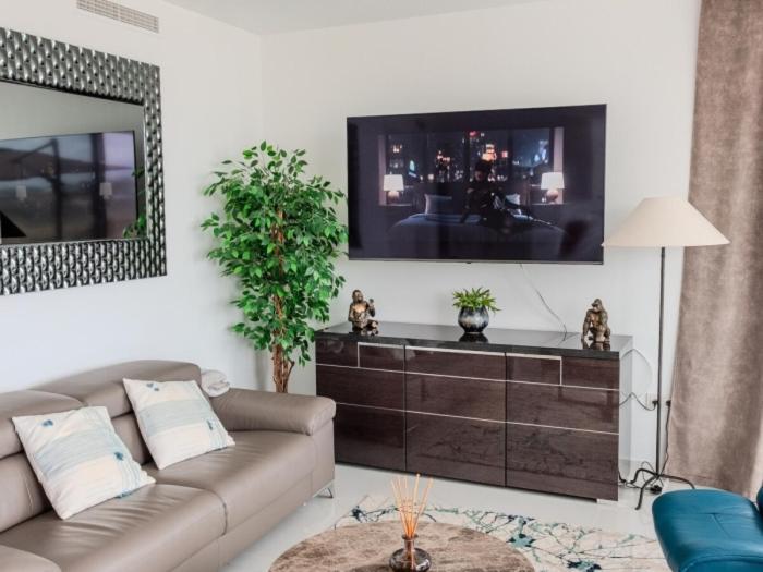Cataleya Penthouse - Ideal For Golf Enthusiasts *