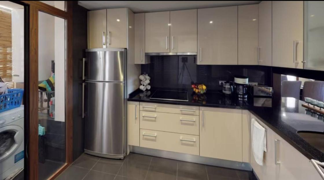 Departamento En Complejo Residencial Bahia Del Plata, Estepona, Espana Estepona