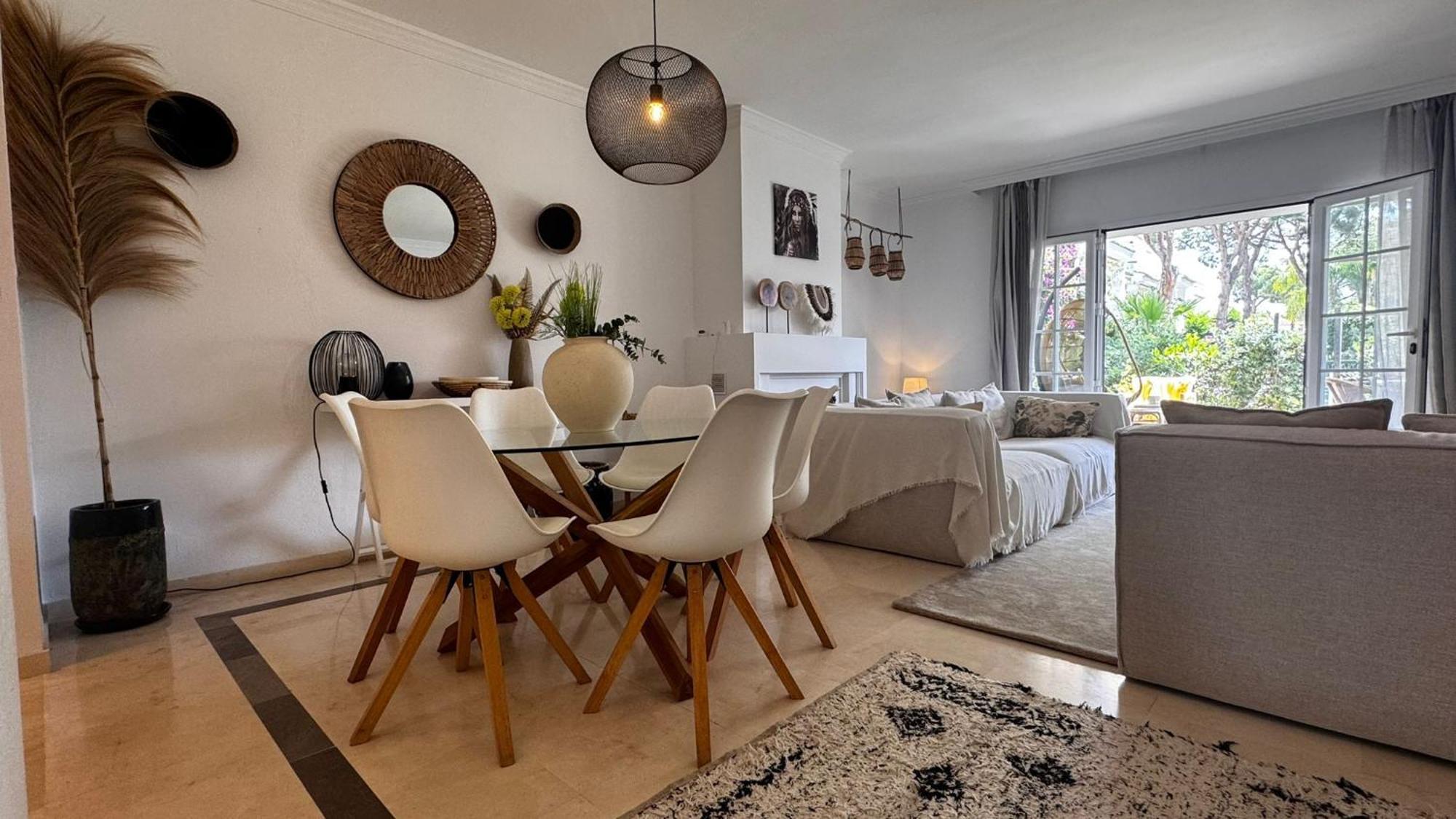 Bohemian Chic Famille Et 5 Piscines Appartement Estepona