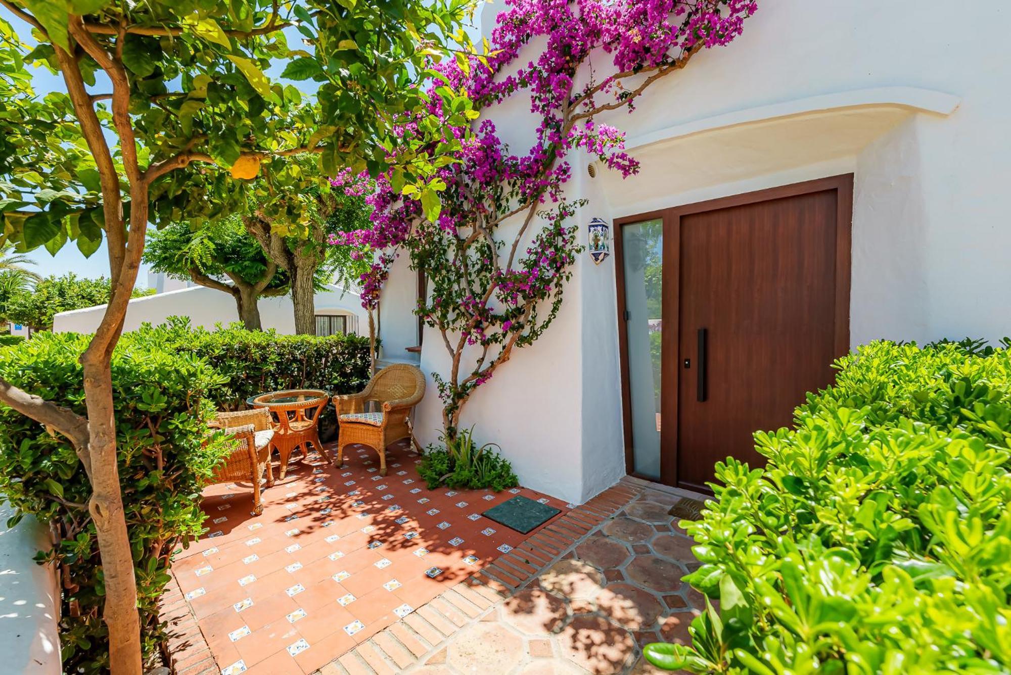 Apartment Olas De Calma Peaceful Retreat Estepona