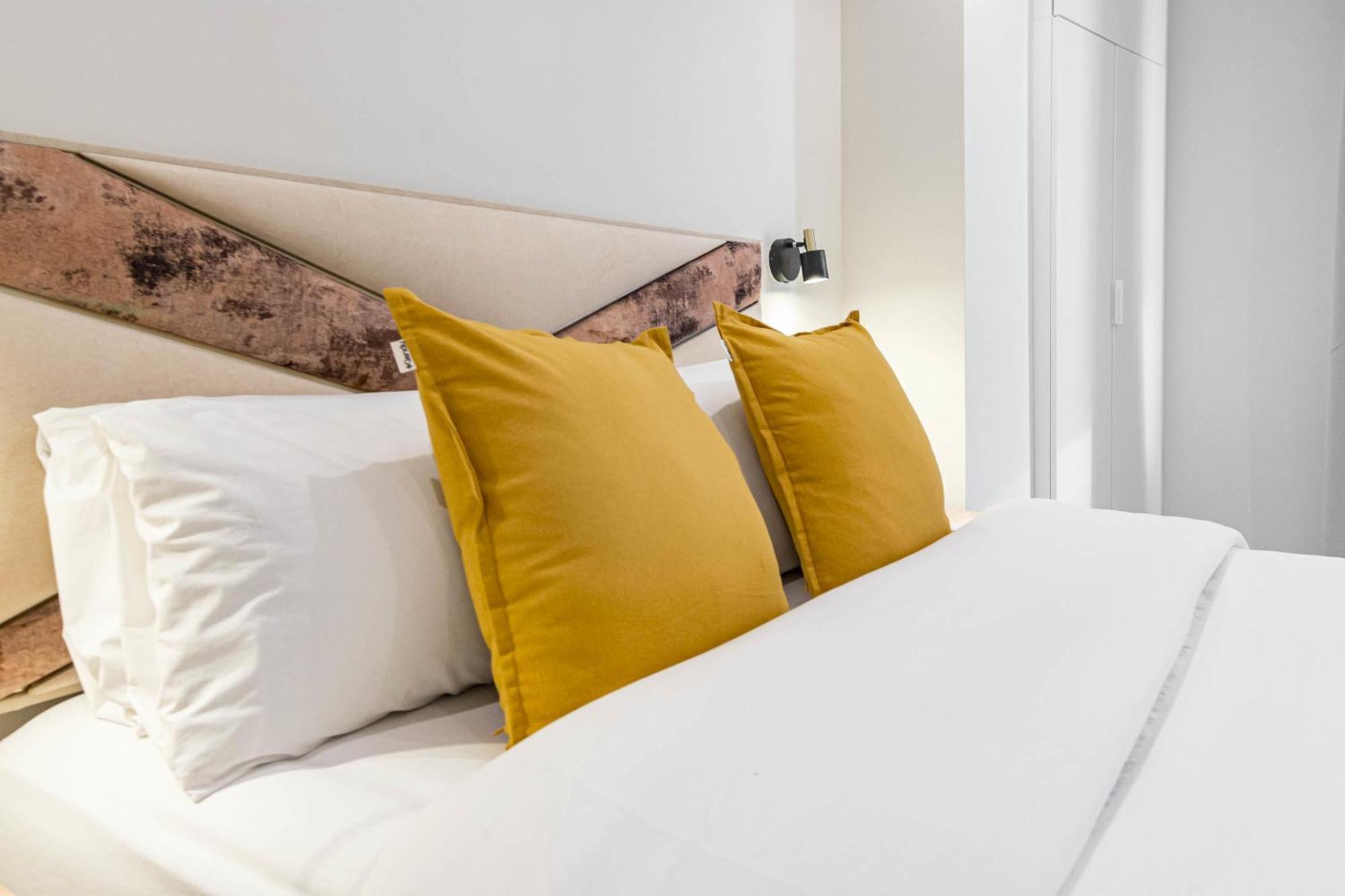 Terr69- Bright Gem In Charming Old Town Apartment