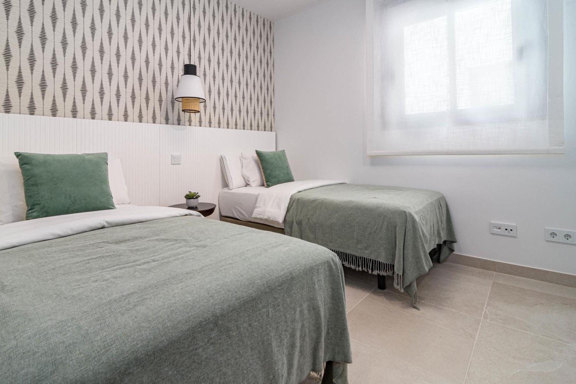 Le2c-modern Near The Town Centre *