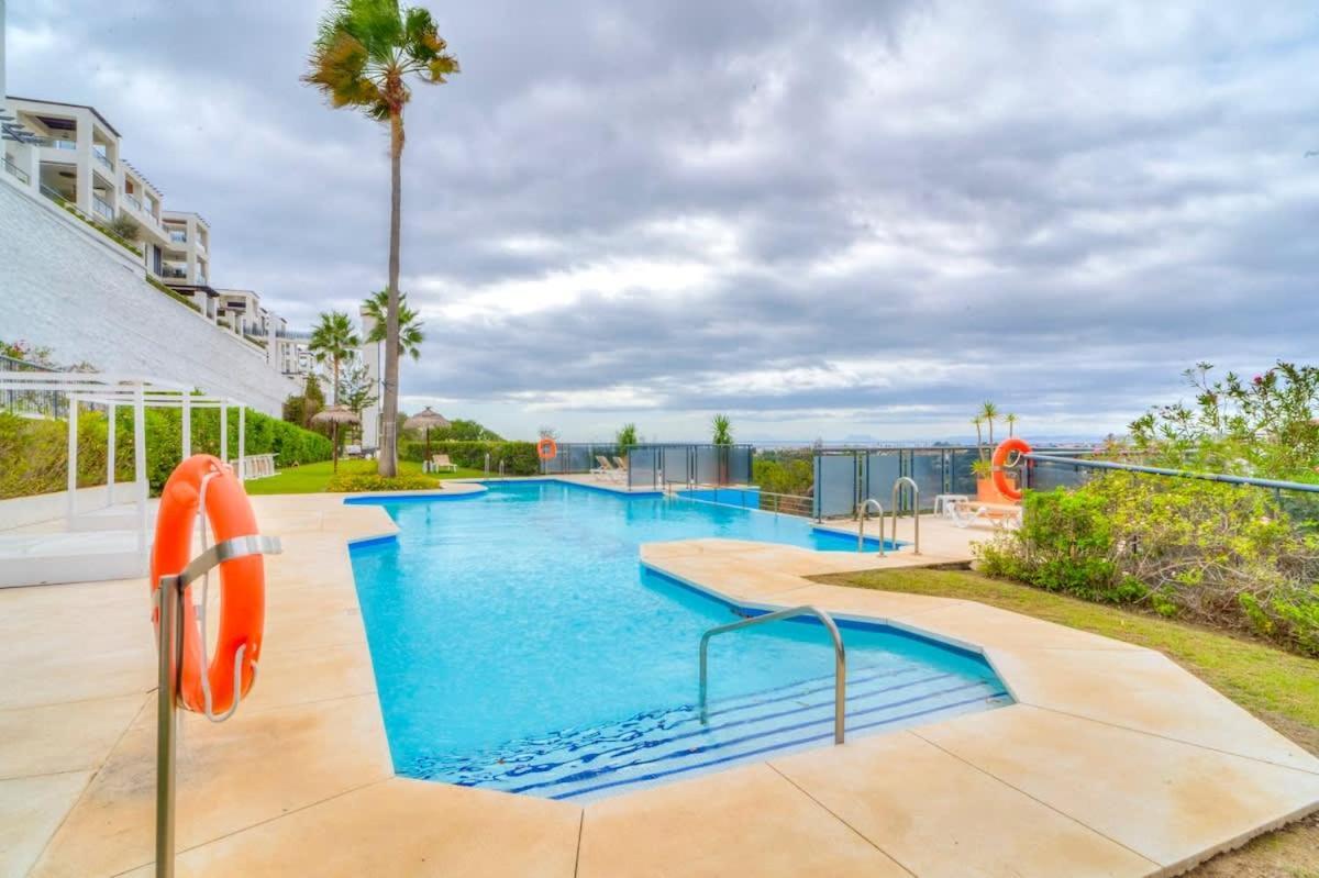 Conde Nest Flat With Wouw Views Apartment