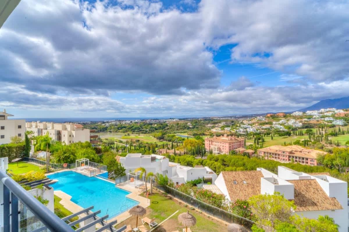 Conde Nest Flat With Wouw Views