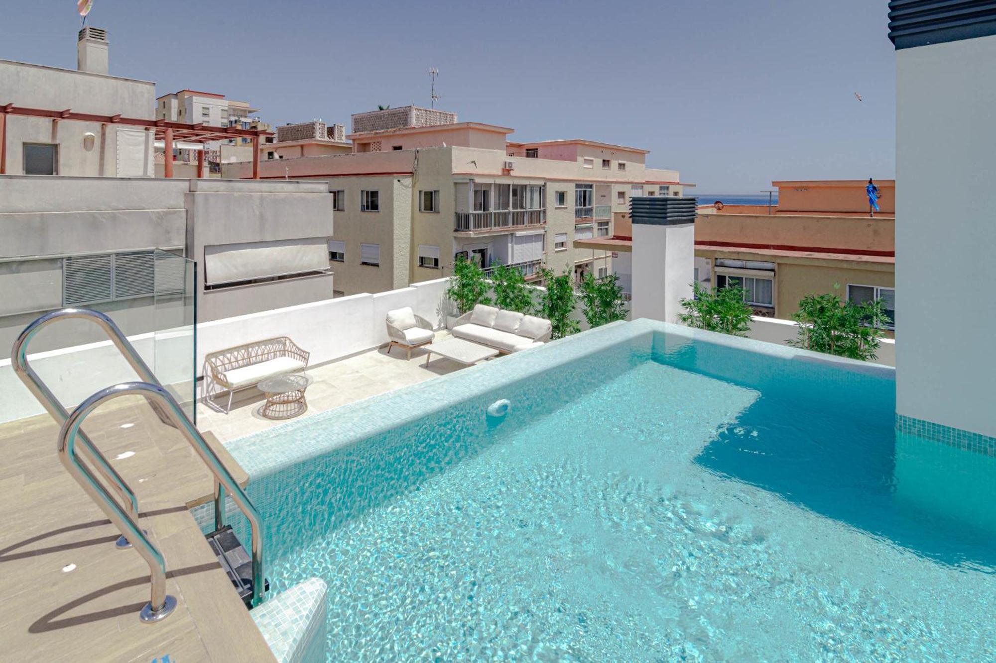 Le2e- Modern New-build Flat Near The