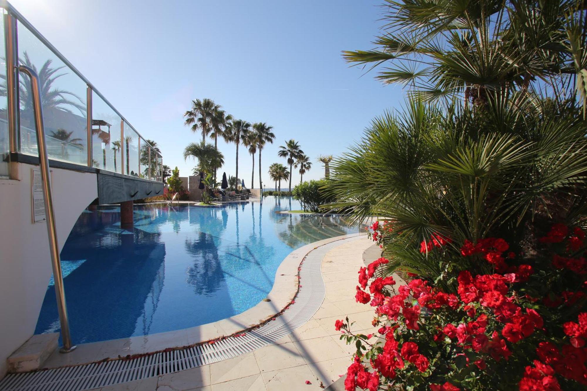 Tranquil Beachfront Mar Azul Appartement Estepona