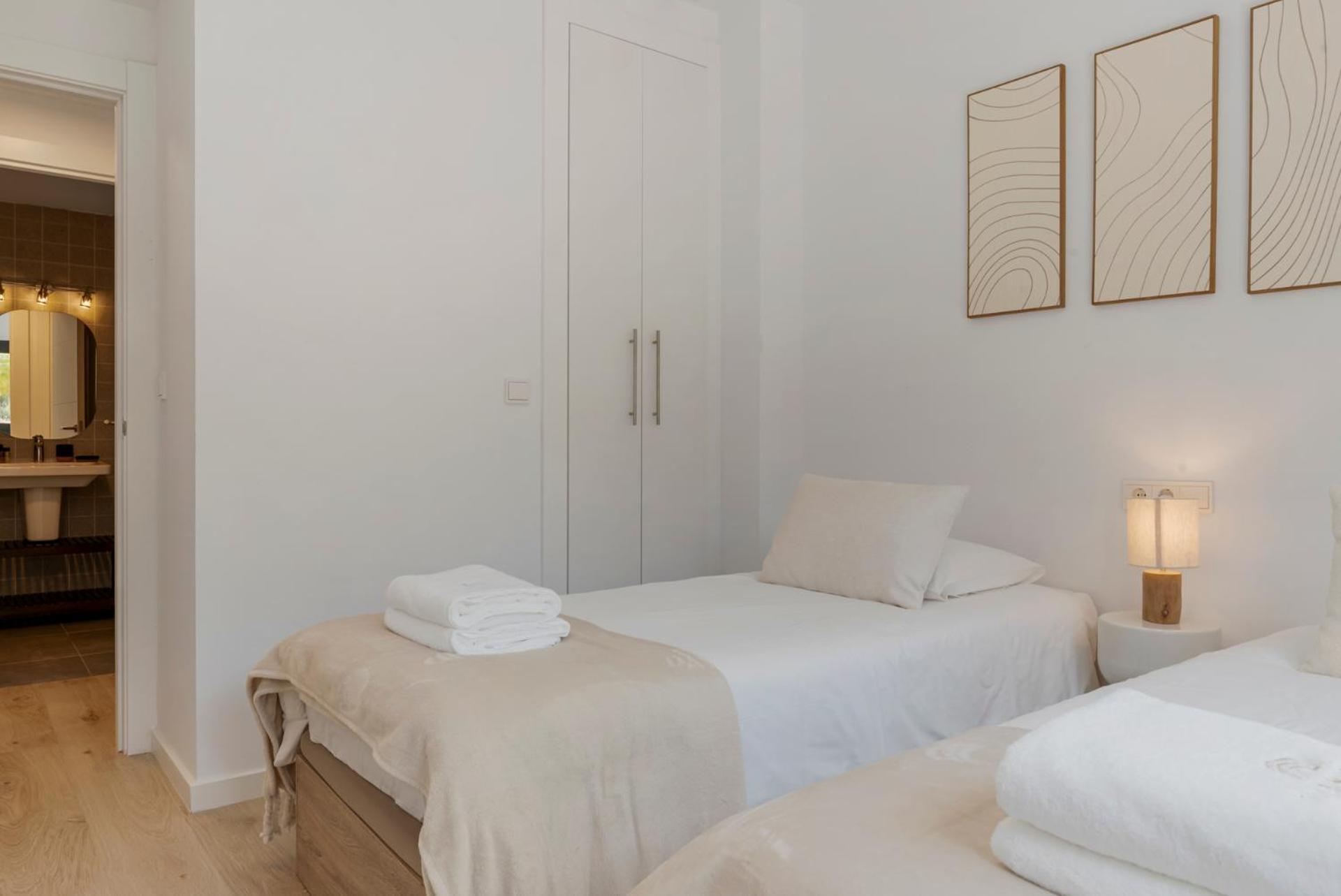 Apartment Getaway 2br W Sea View Estepona