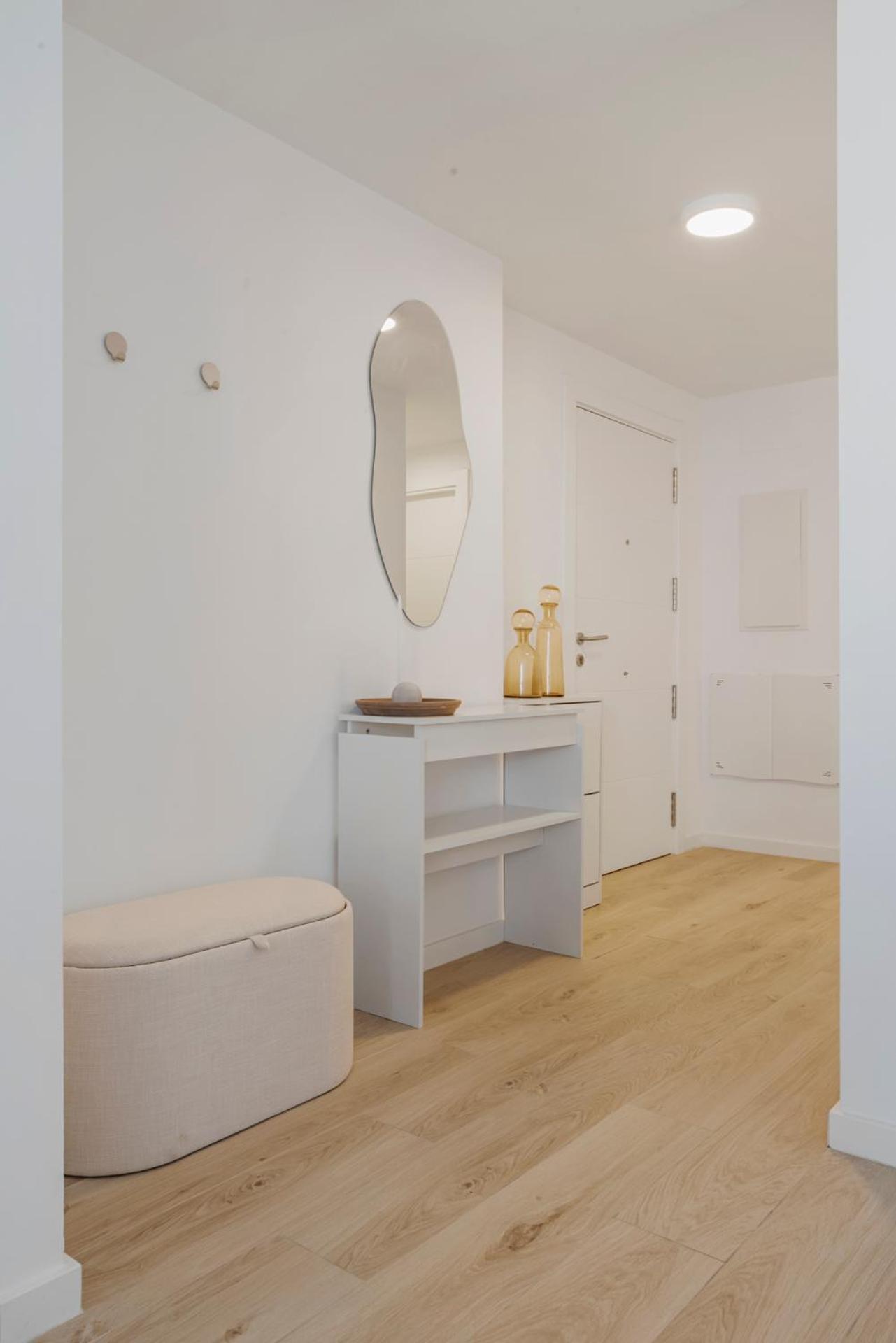 Apartment Getaway 2br W Sea View