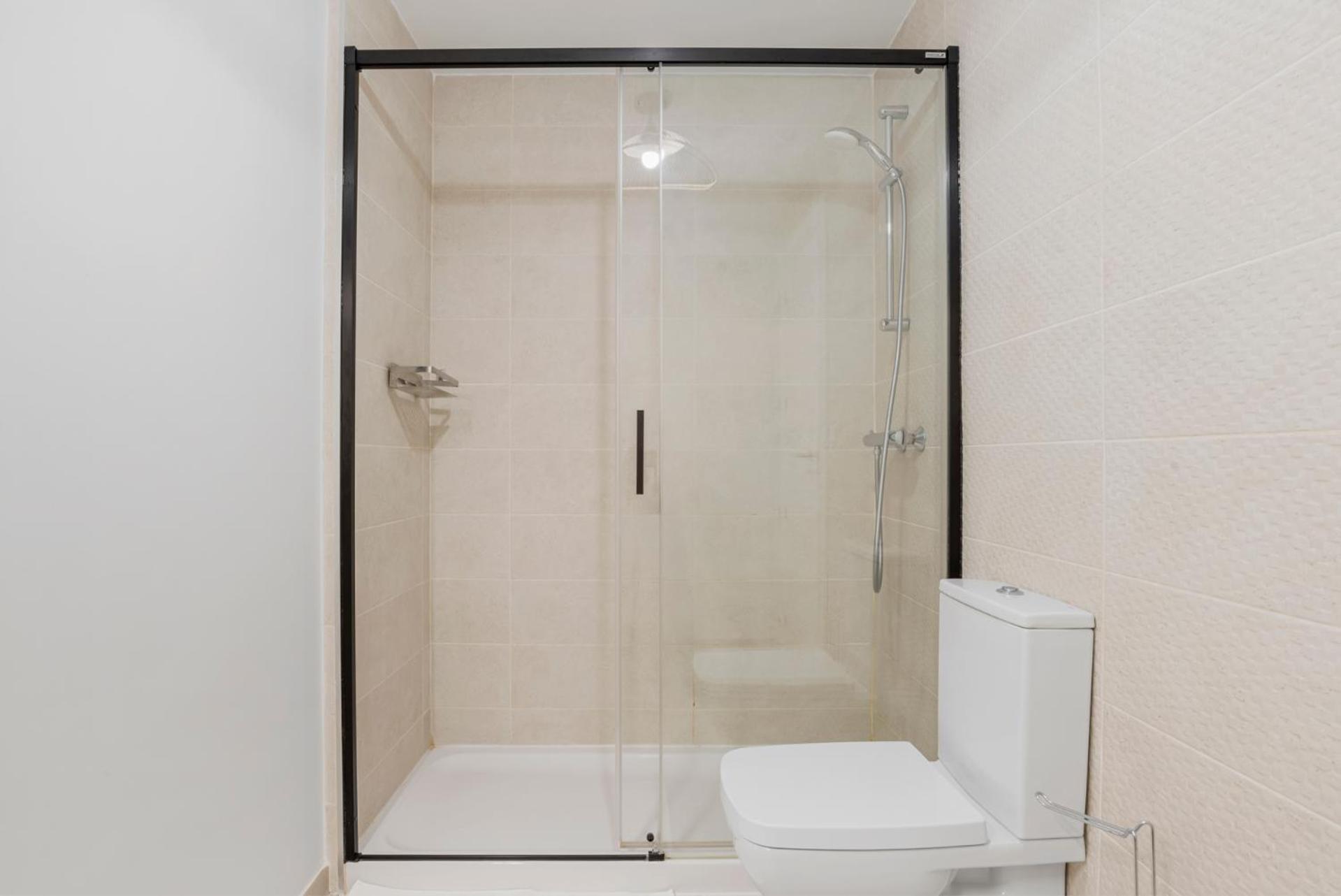 Apartment Getaway 2br W Sea View
