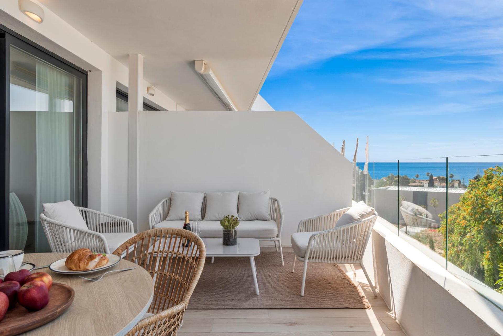 Apartment Getaway 2br W Sea View Estepona