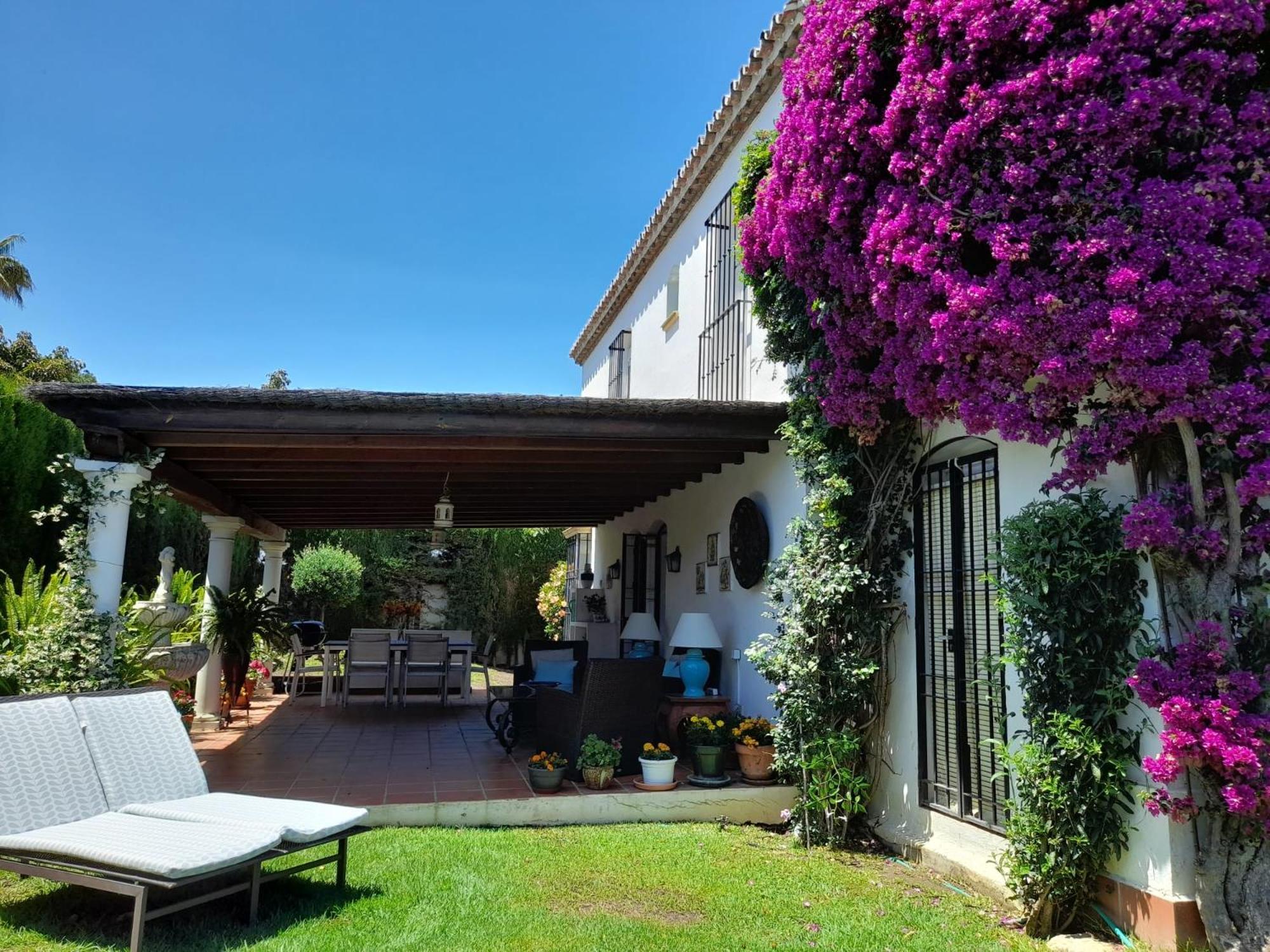 Malvaloca El Paraiso Villa