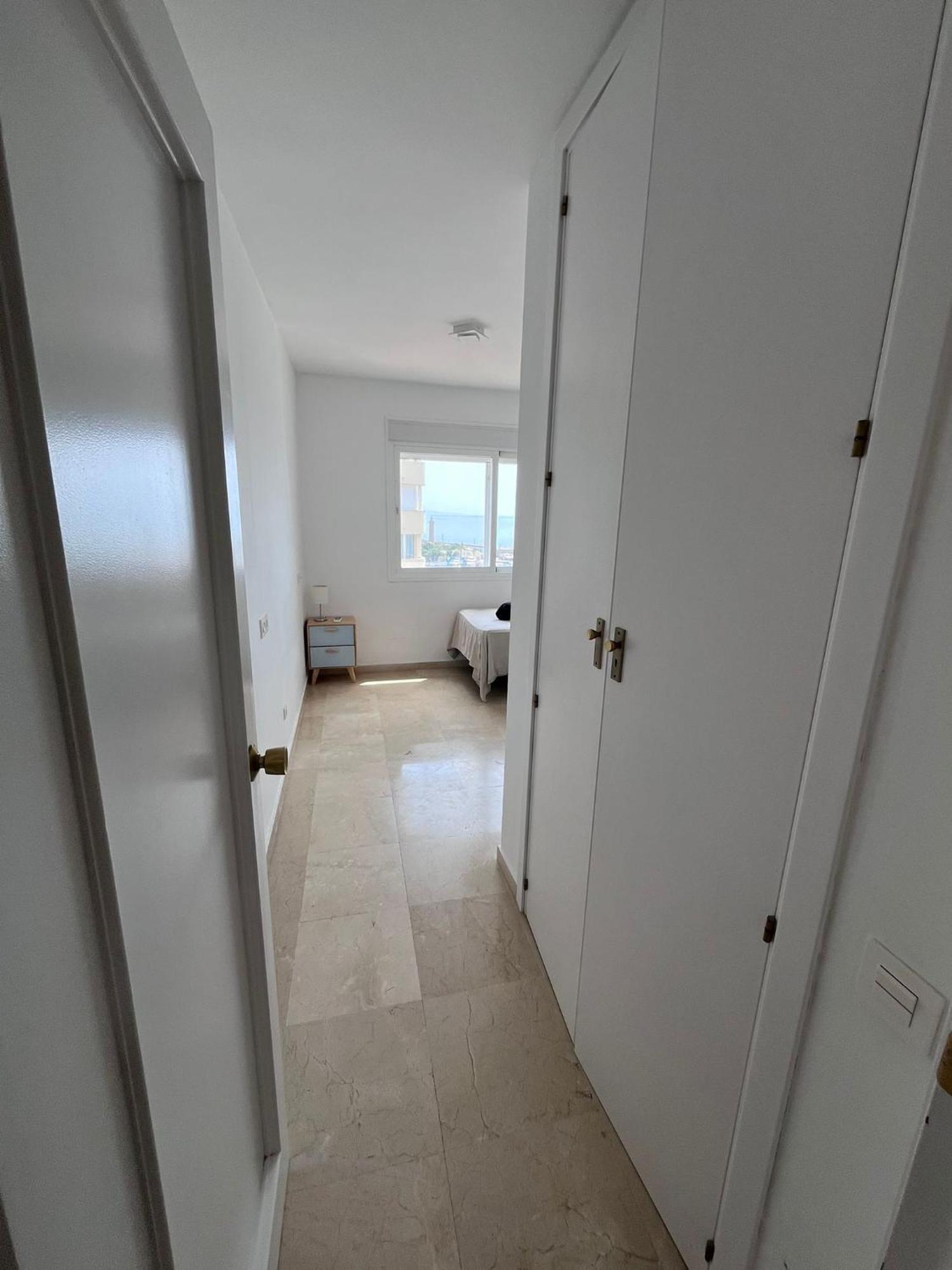 2 Bedroom 8th Floor Puerto Apartamento Estepona