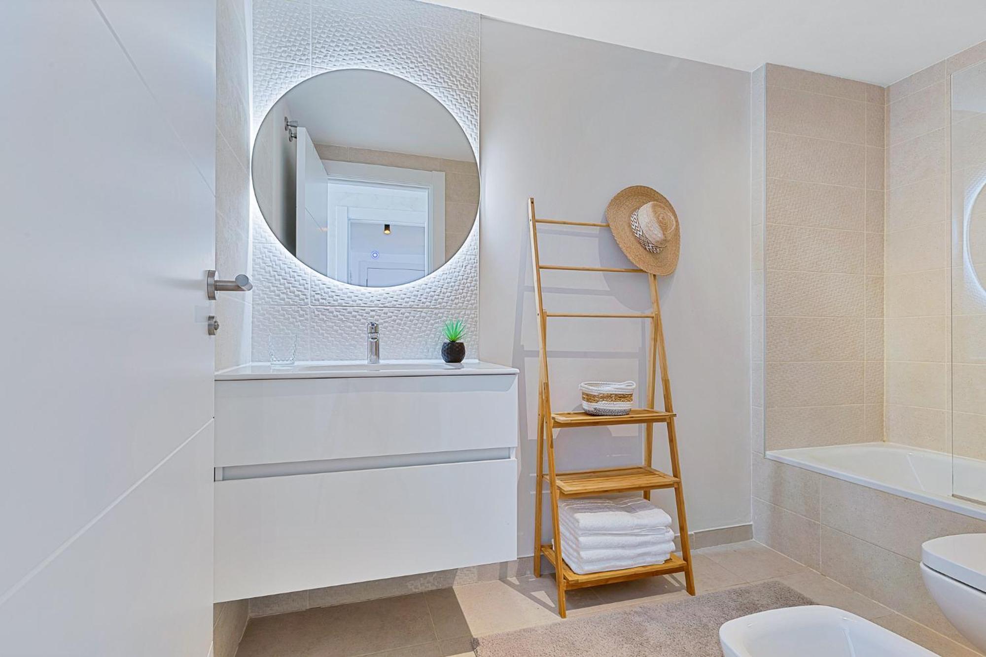 Apartment One 80 Within Walking Distance To The Sea