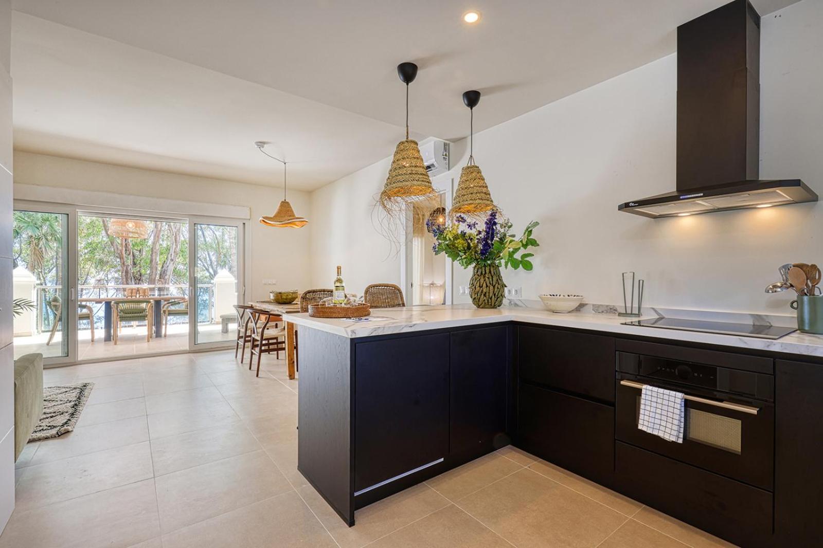 Astro Renovated & Seaview * Estepona