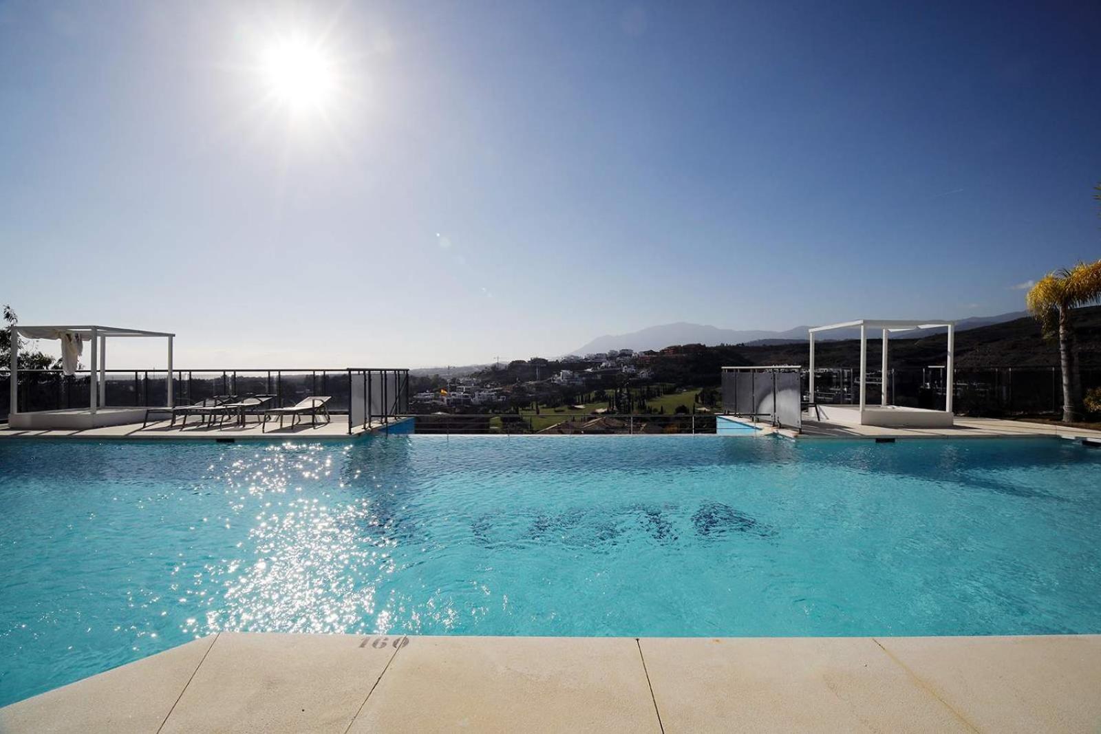 - Serendipity Flat- Stunning Views And Serene Interior Apartamento Estepona