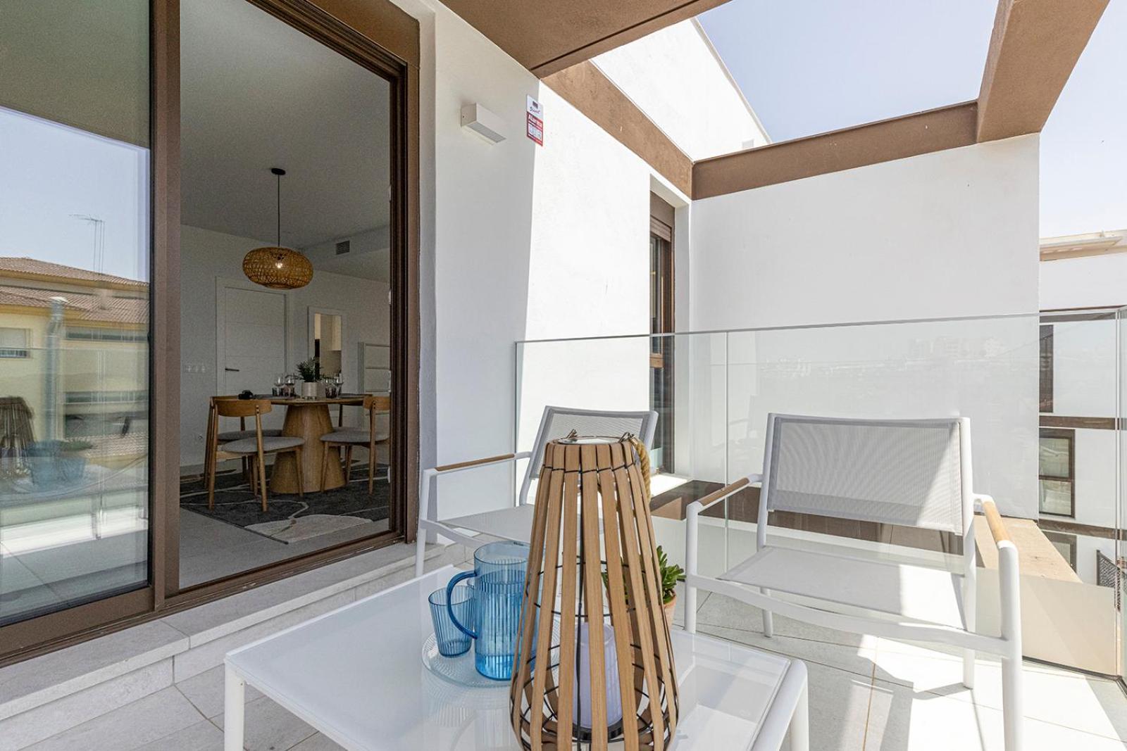 Mesas Modern With Pool In Apartment