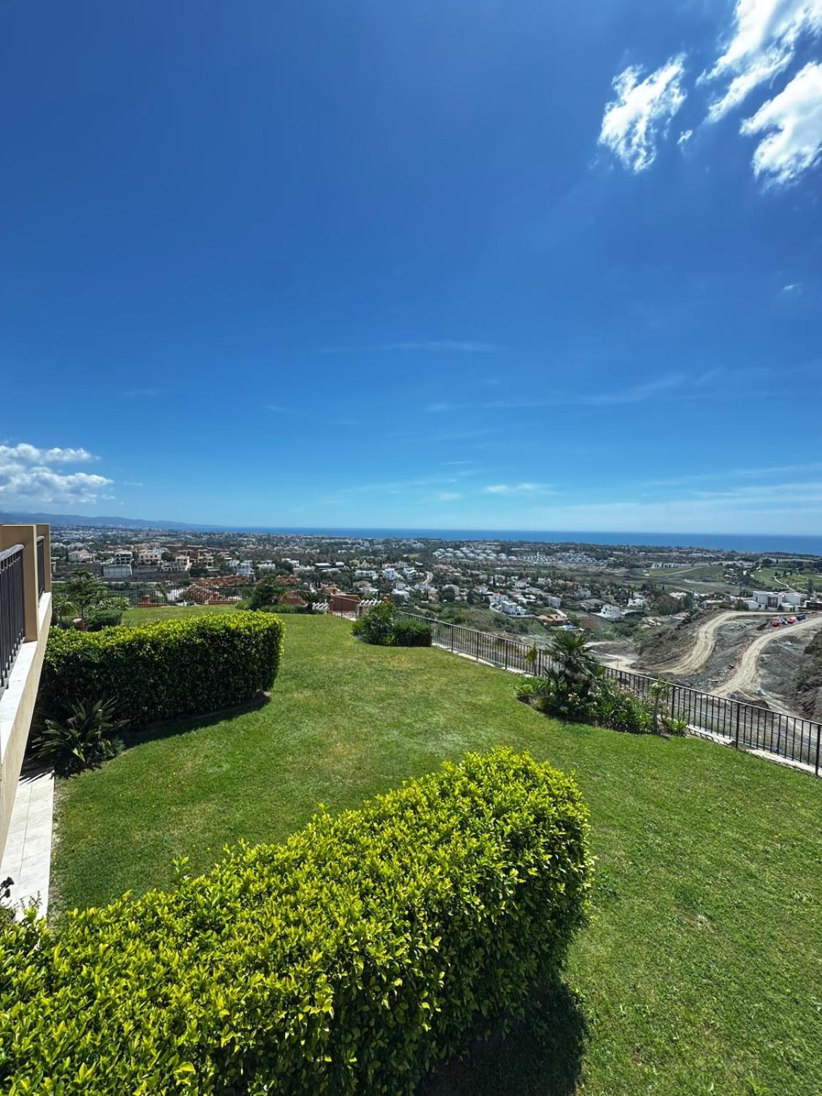 Bright With Breathtaking View * Estepona