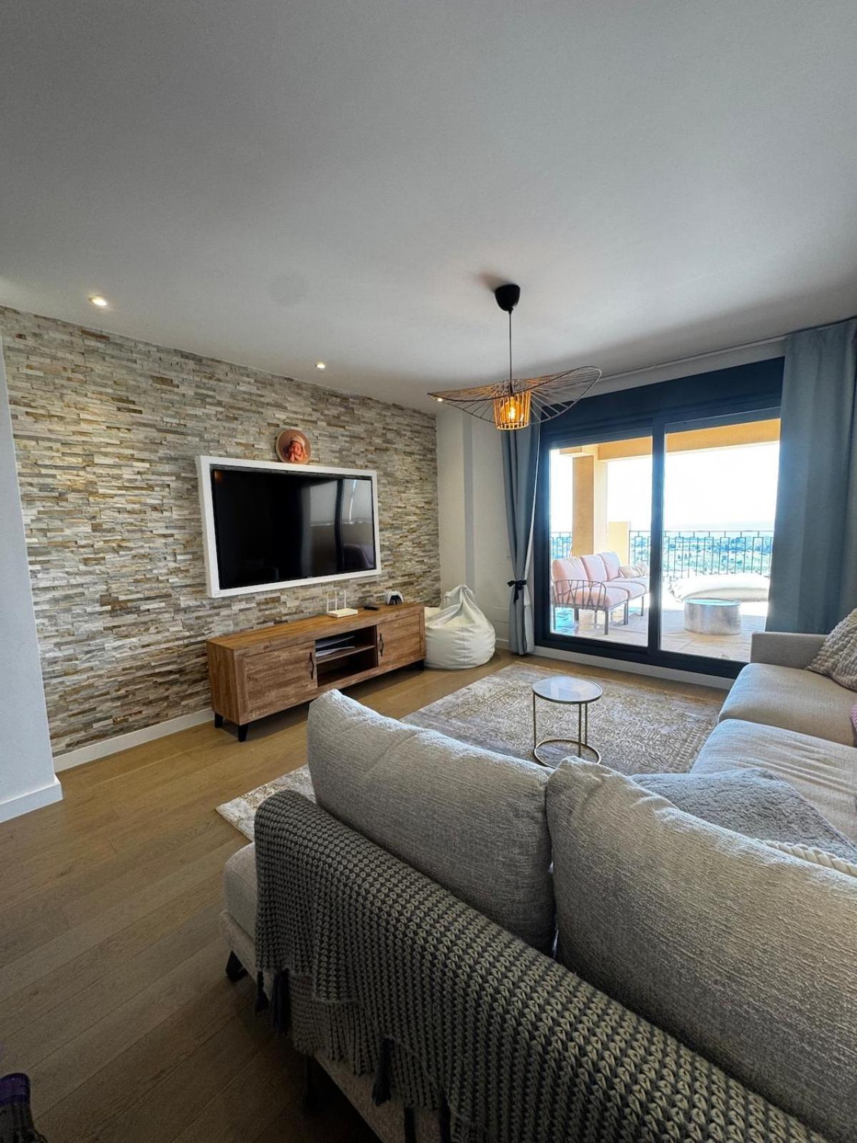 Apartment Bright With Breathtaking View Estepona