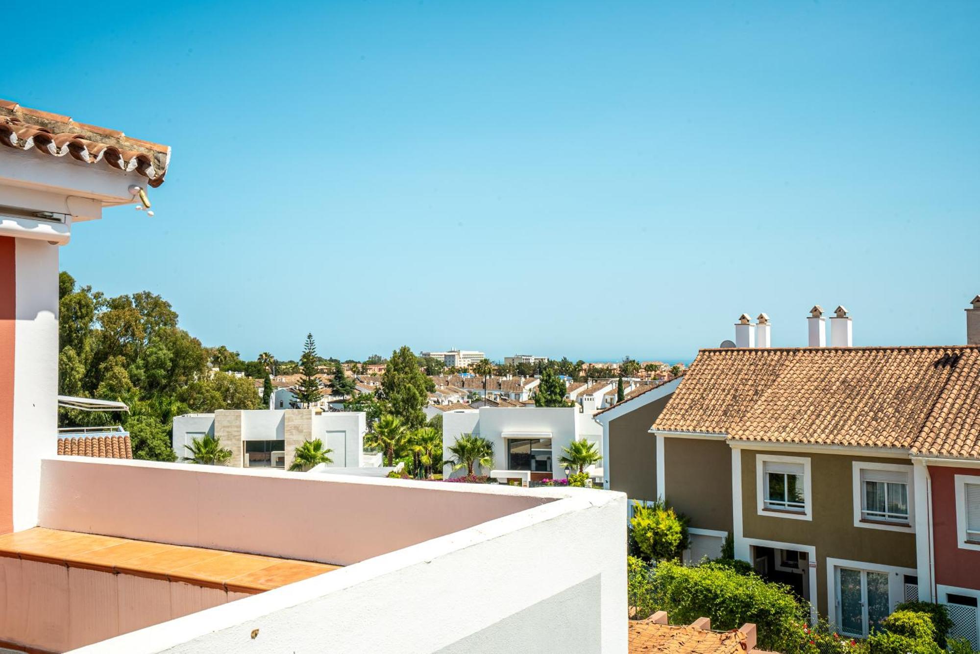 Penthouse Pool View -cortijo Mar Apartment Estepona