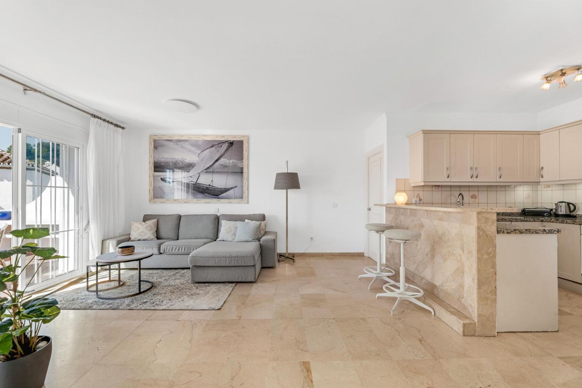 Cute In Benamara A Few Meters From The Between &marbella Apartment