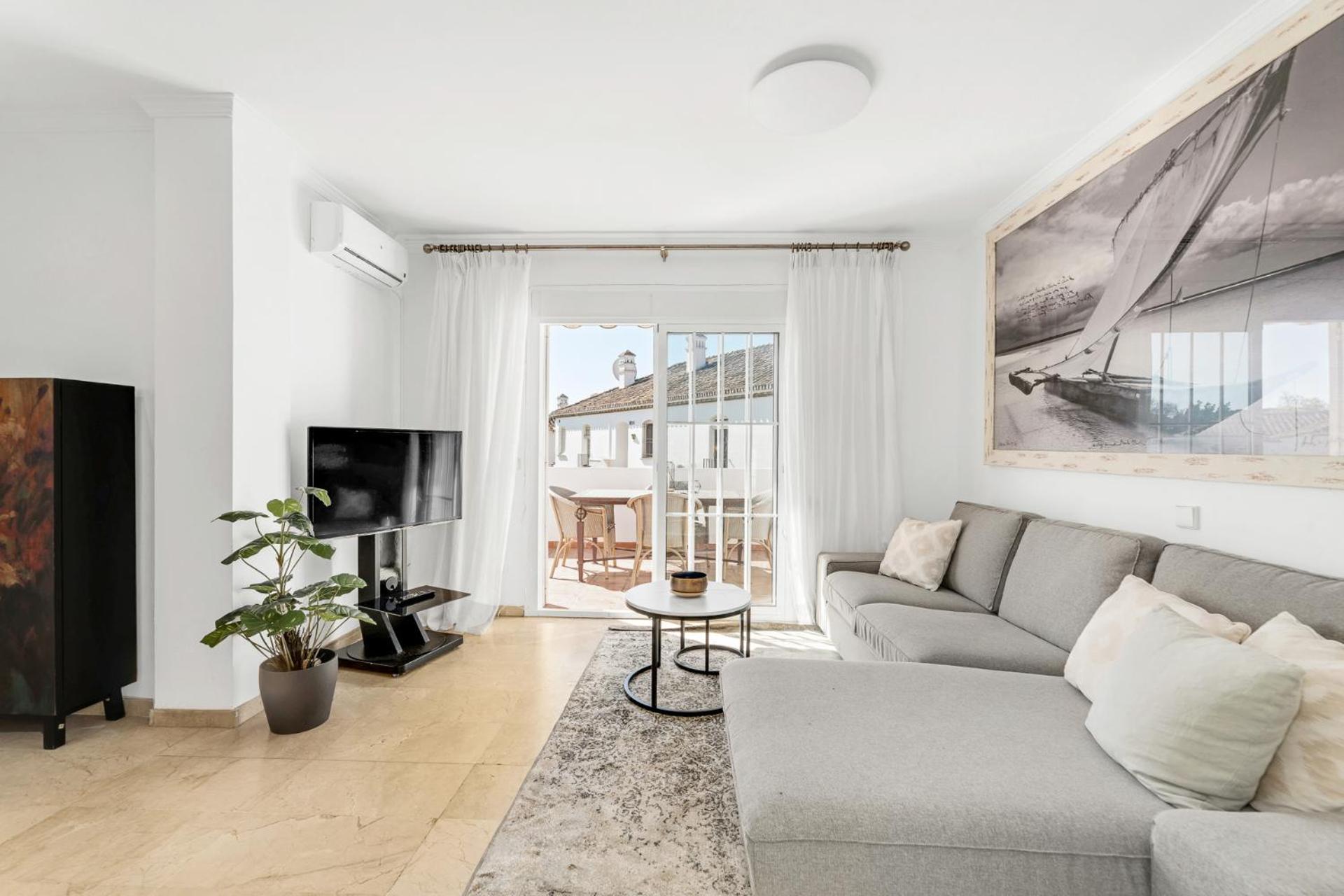 Apartment Cute In Benamara A Few Meters From The Between &marbella