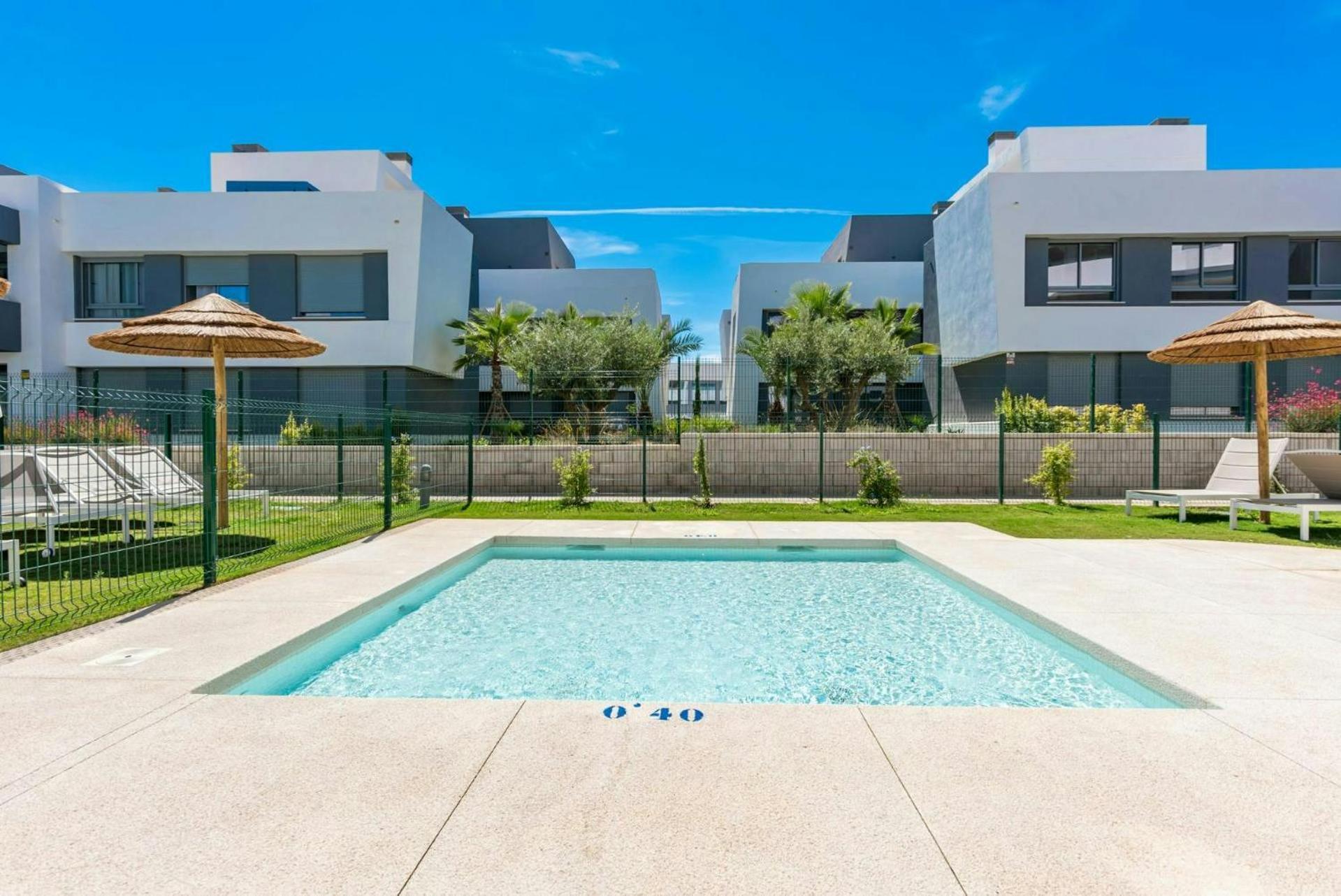 Apartment Lujo Confort Y Piscina En La Costa Del Sol Estepona