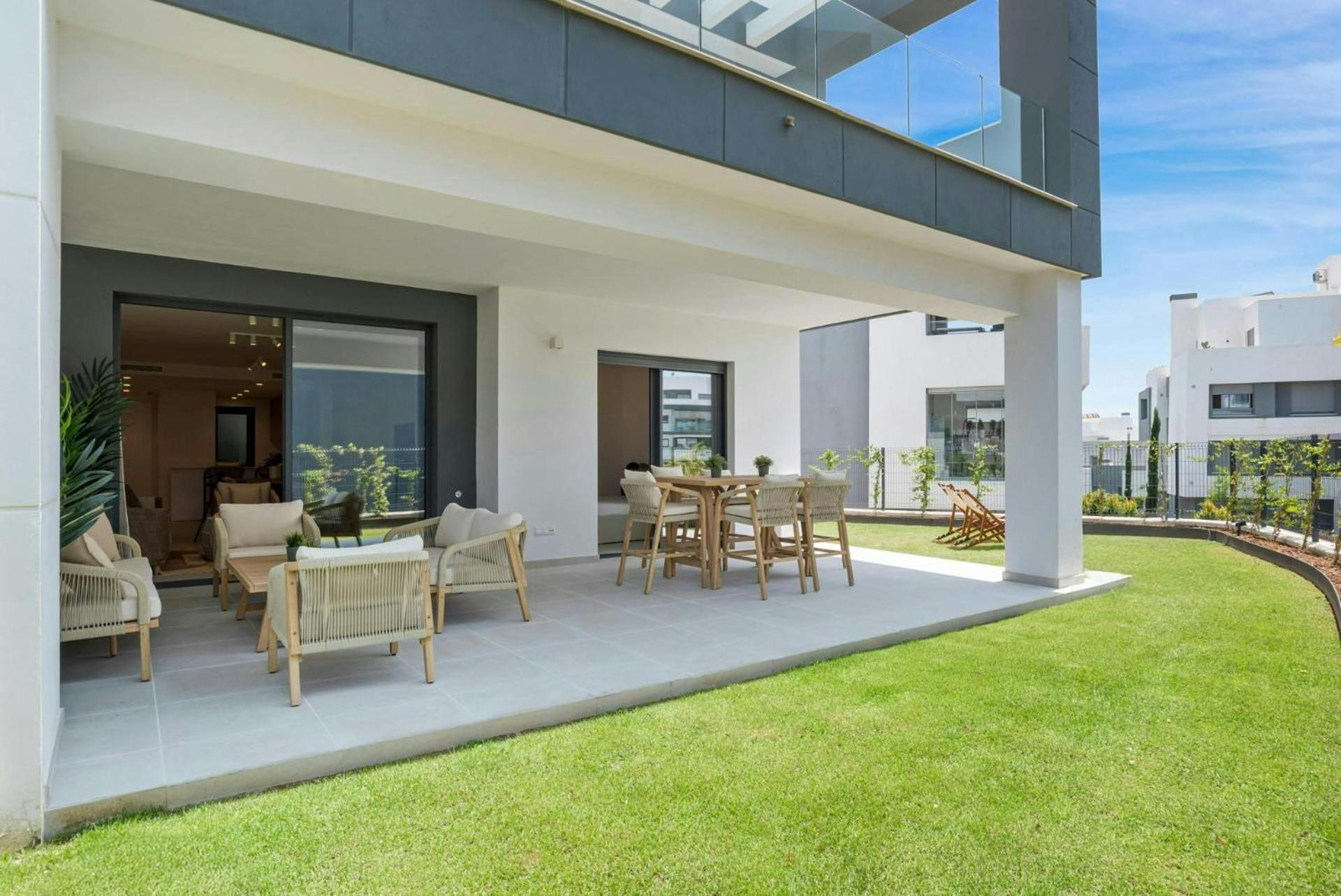 Apartment Lujo Confort Y Piscina En La Costa Del Sol *
